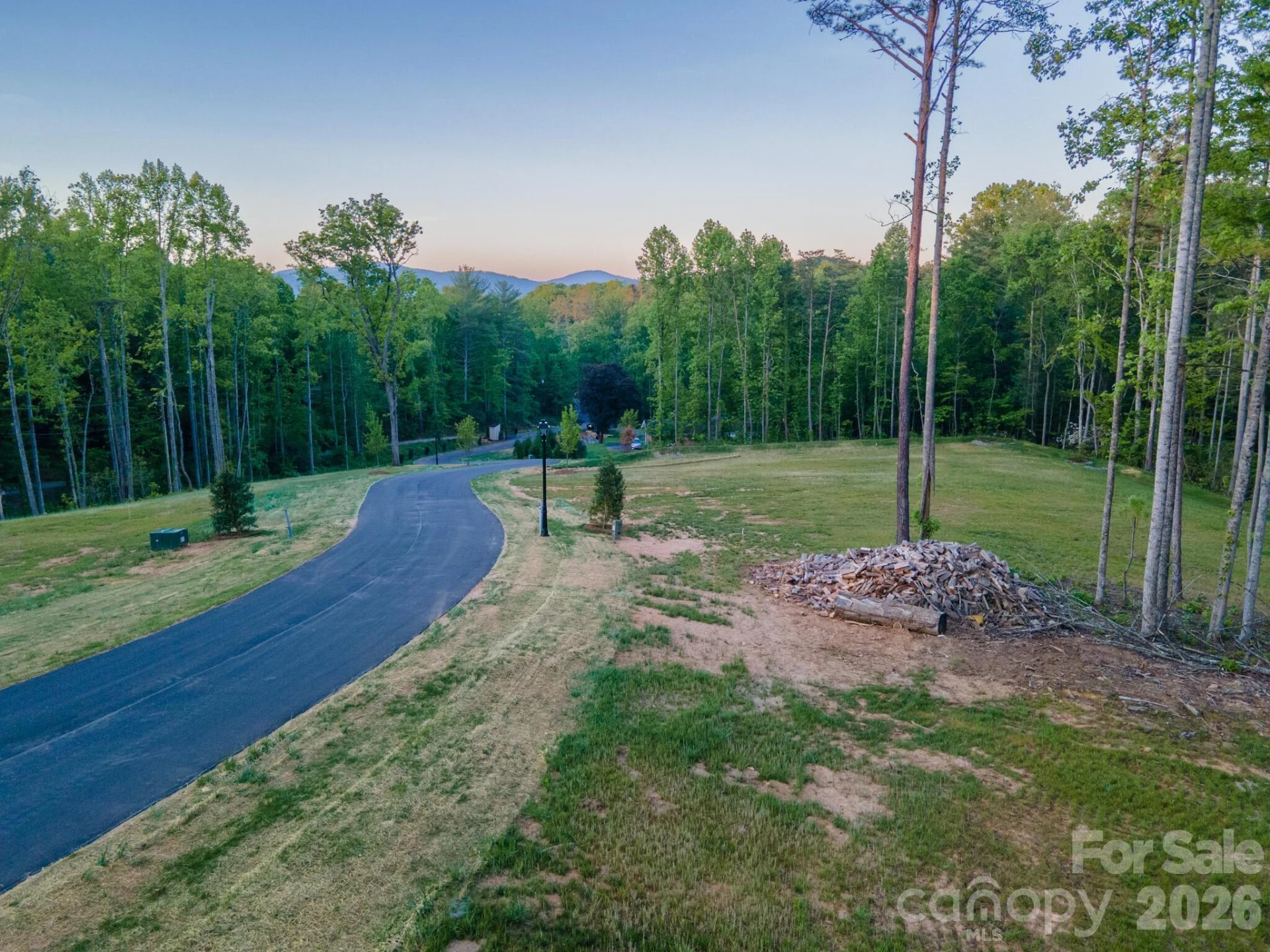 424 Irvine Drive - Photo 10