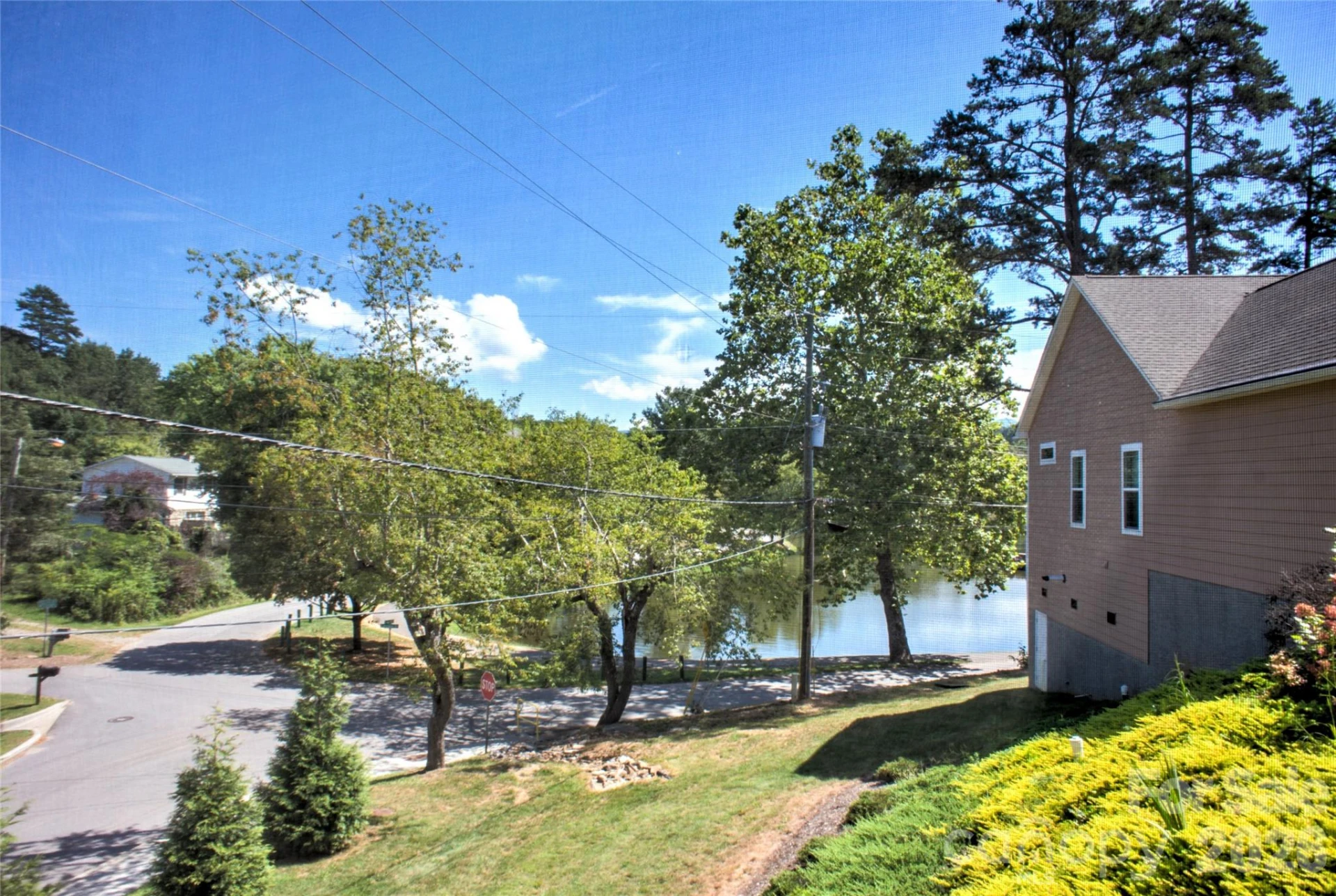 22 Water Pointe Way - Photo 4