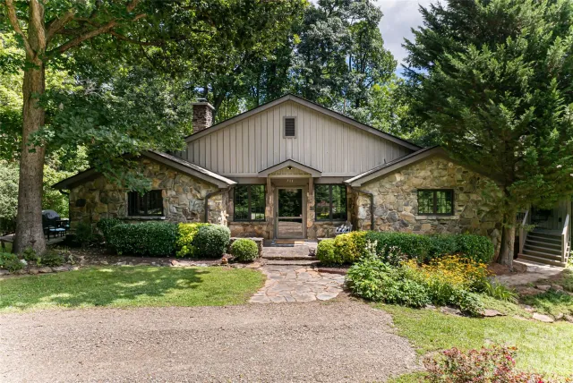 711 Shawnee Trail, Asheville, NC, 28805