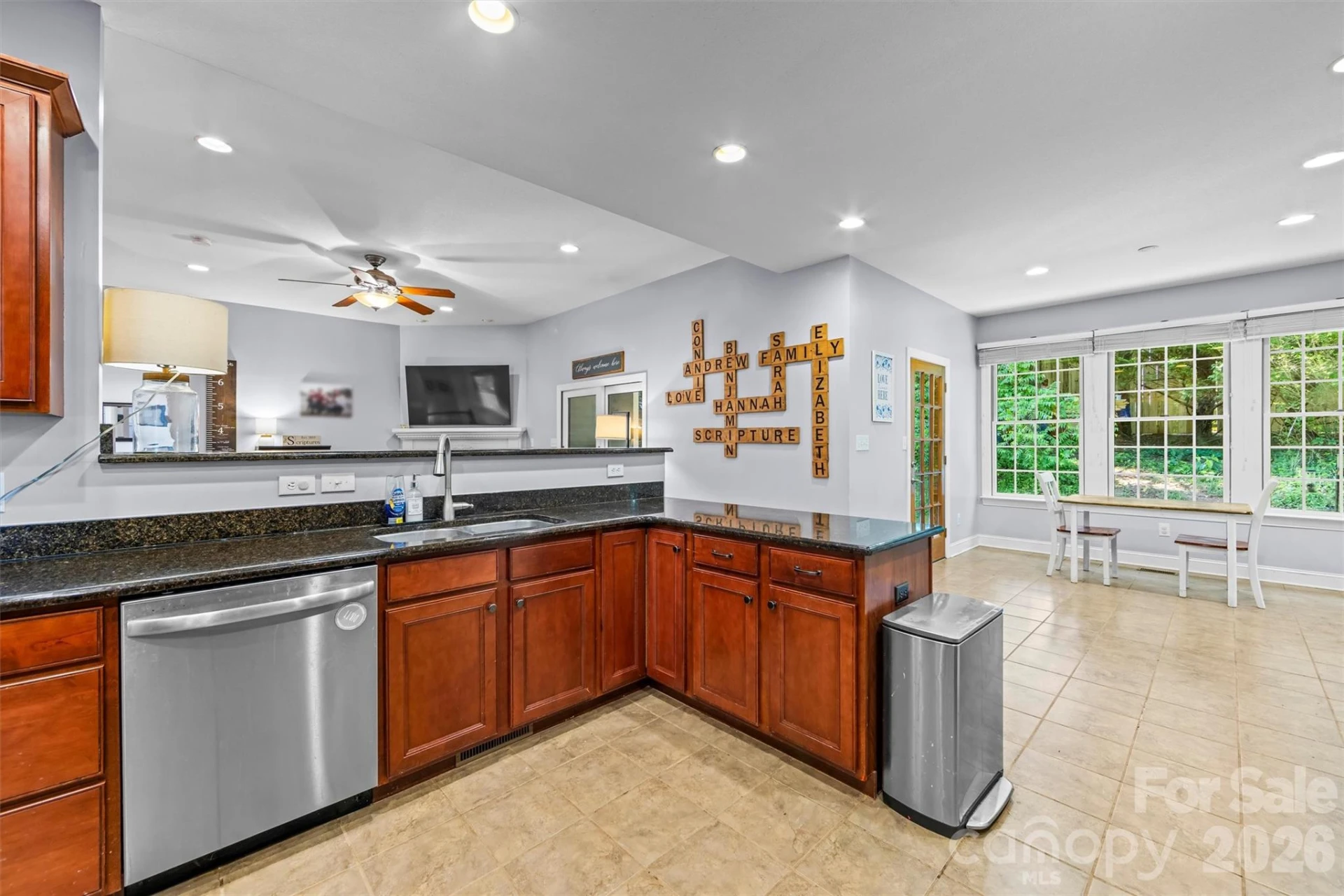 11 Jupiter Hills Drive - Photo 10