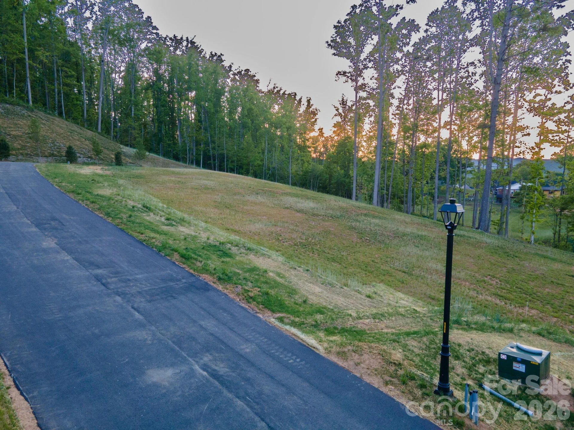 443 Irvine Drive - Photo 4