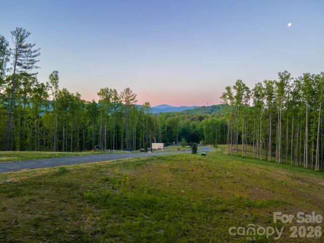 444 Irvine Drive, Fairview, NC, 28730
