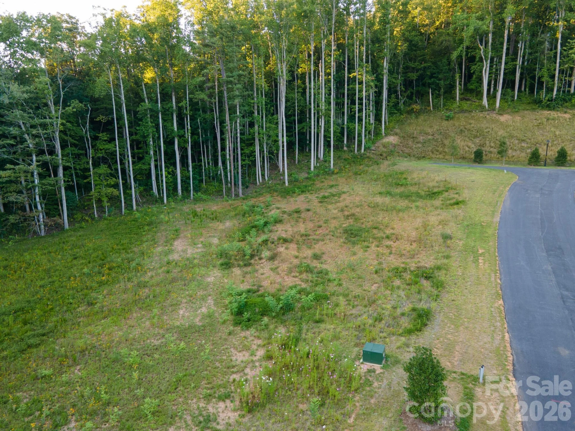 444 Irvine Drive - Photo 5