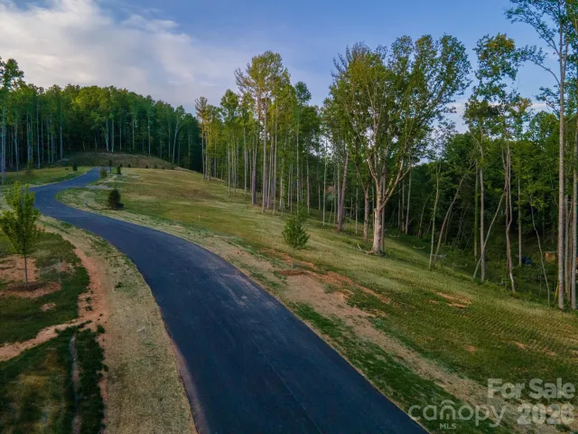 415 Fairview Drive, Fairview, NC, 28730