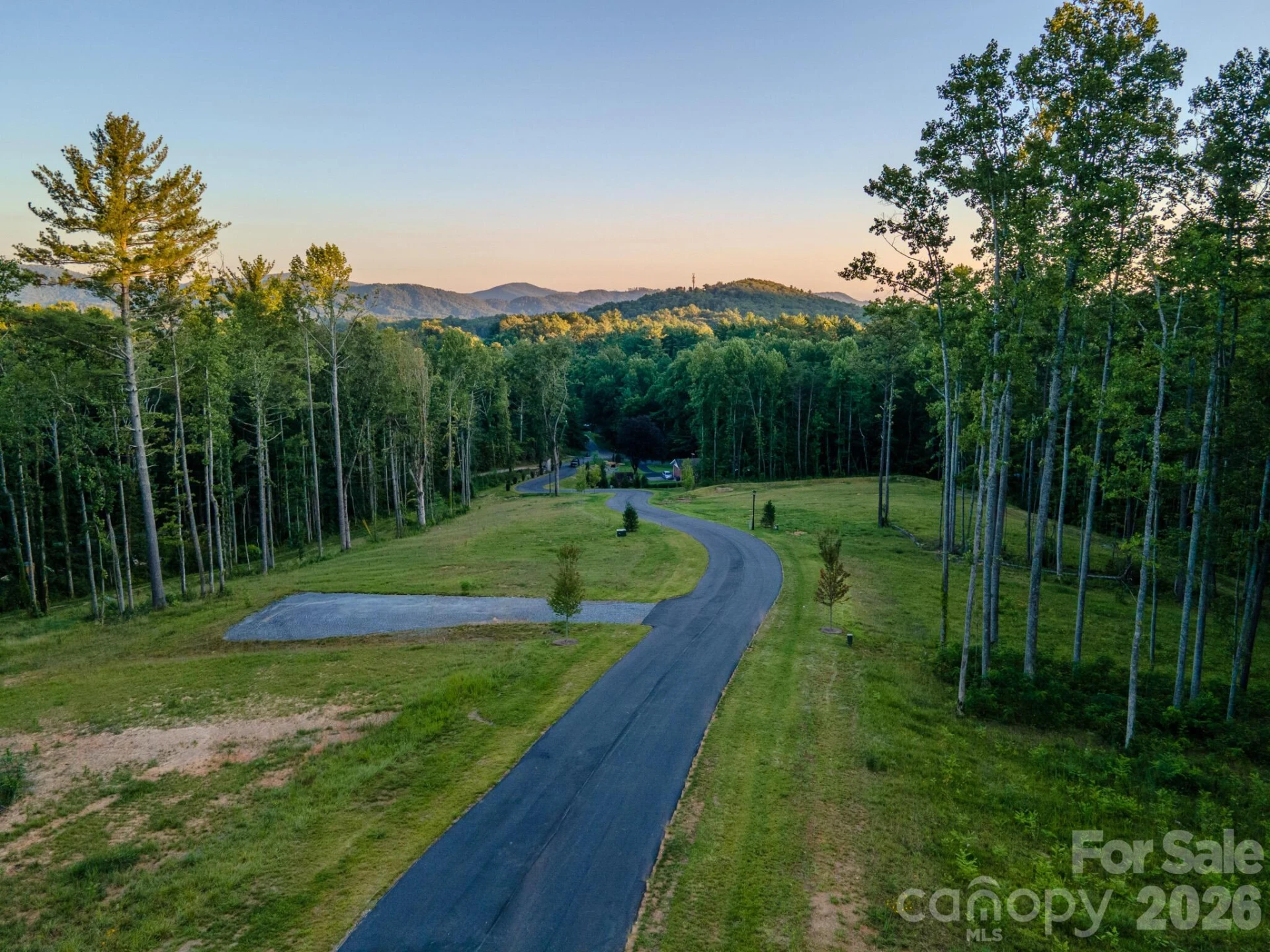 415 Fairview Drive - Photo 5