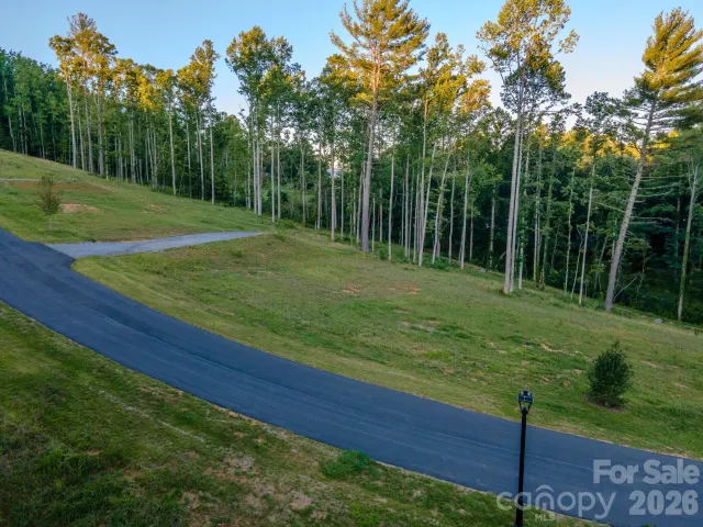 425 Irvine Drive, Fairview, NC, 28730