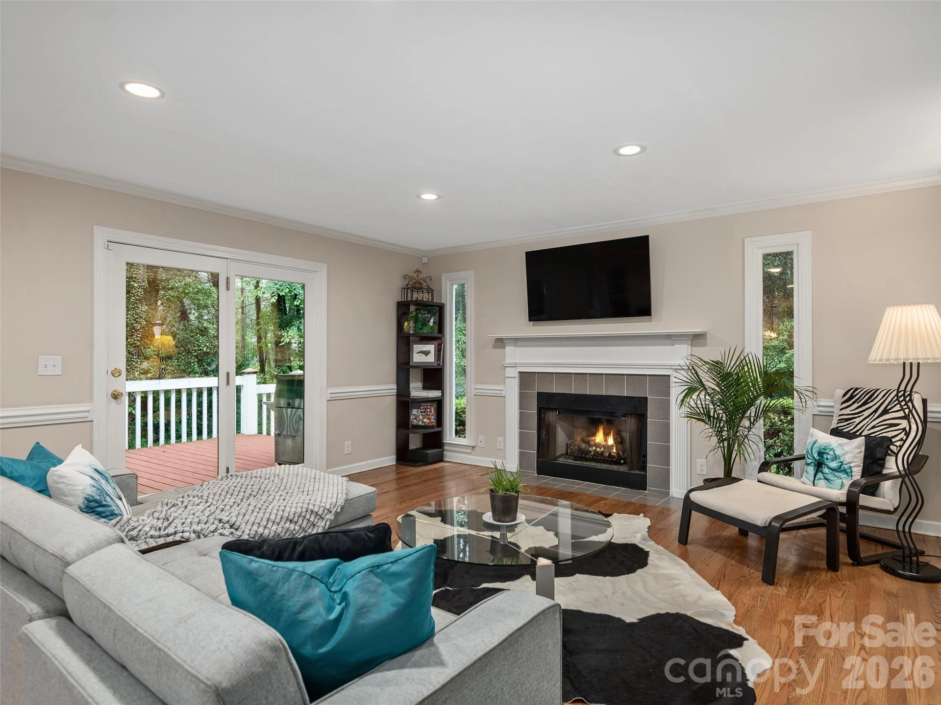1208 Saint Charles Court - Photo 11