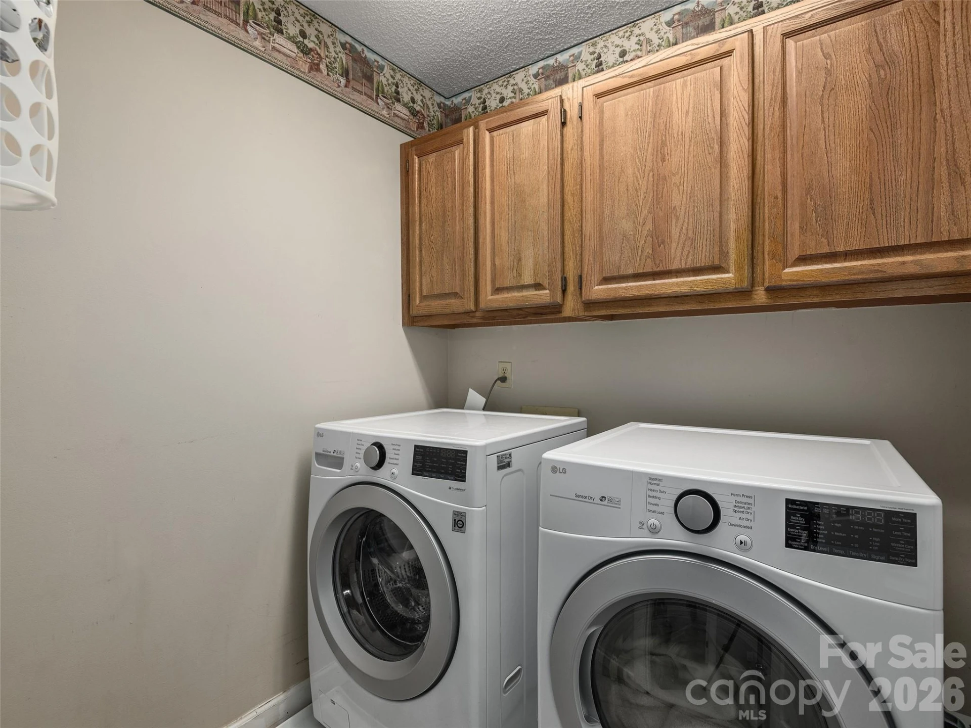 1208 Saint Charles Court - Photo 30
