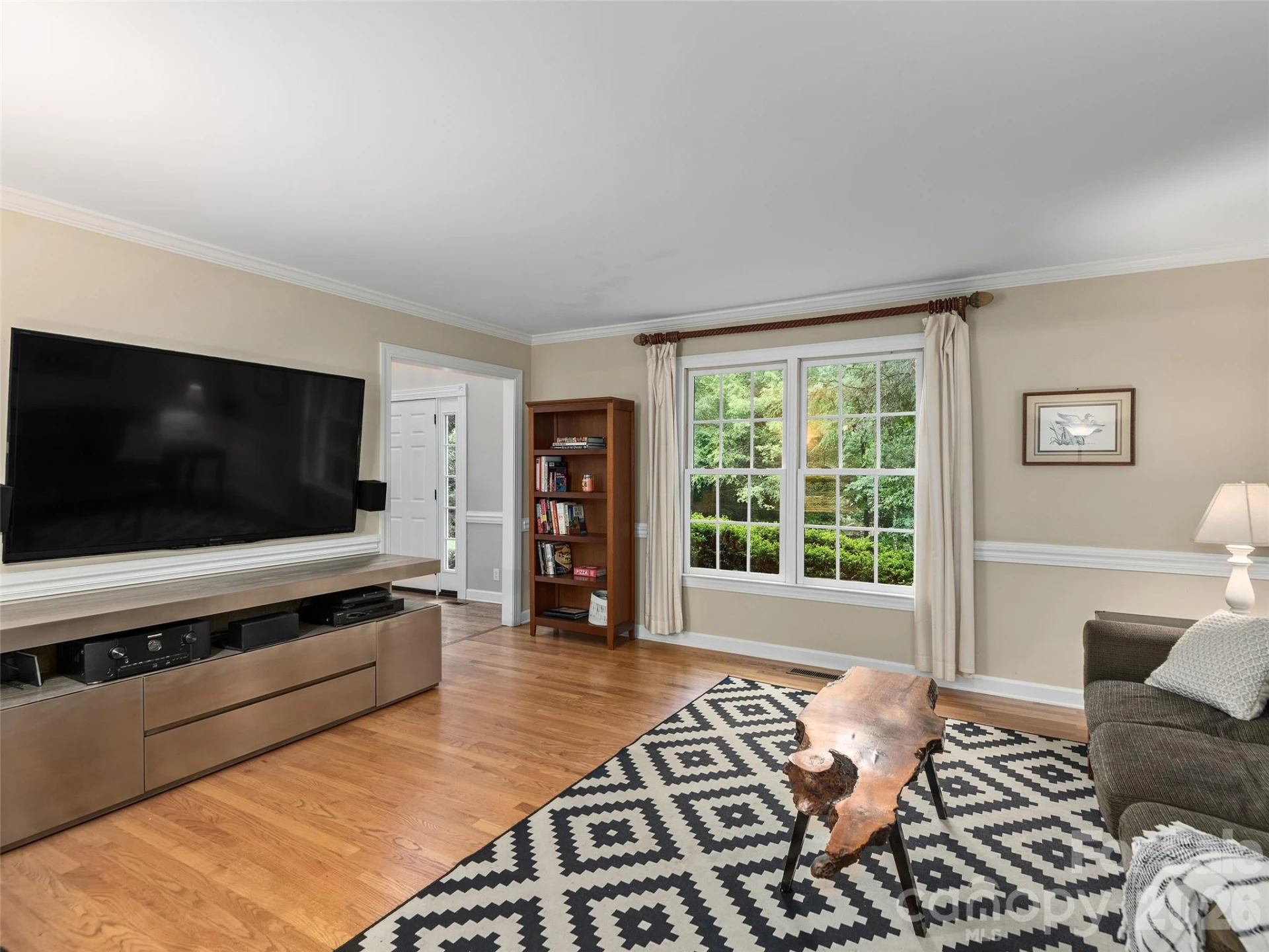 1208 Saint Charles Court - Photo 6
