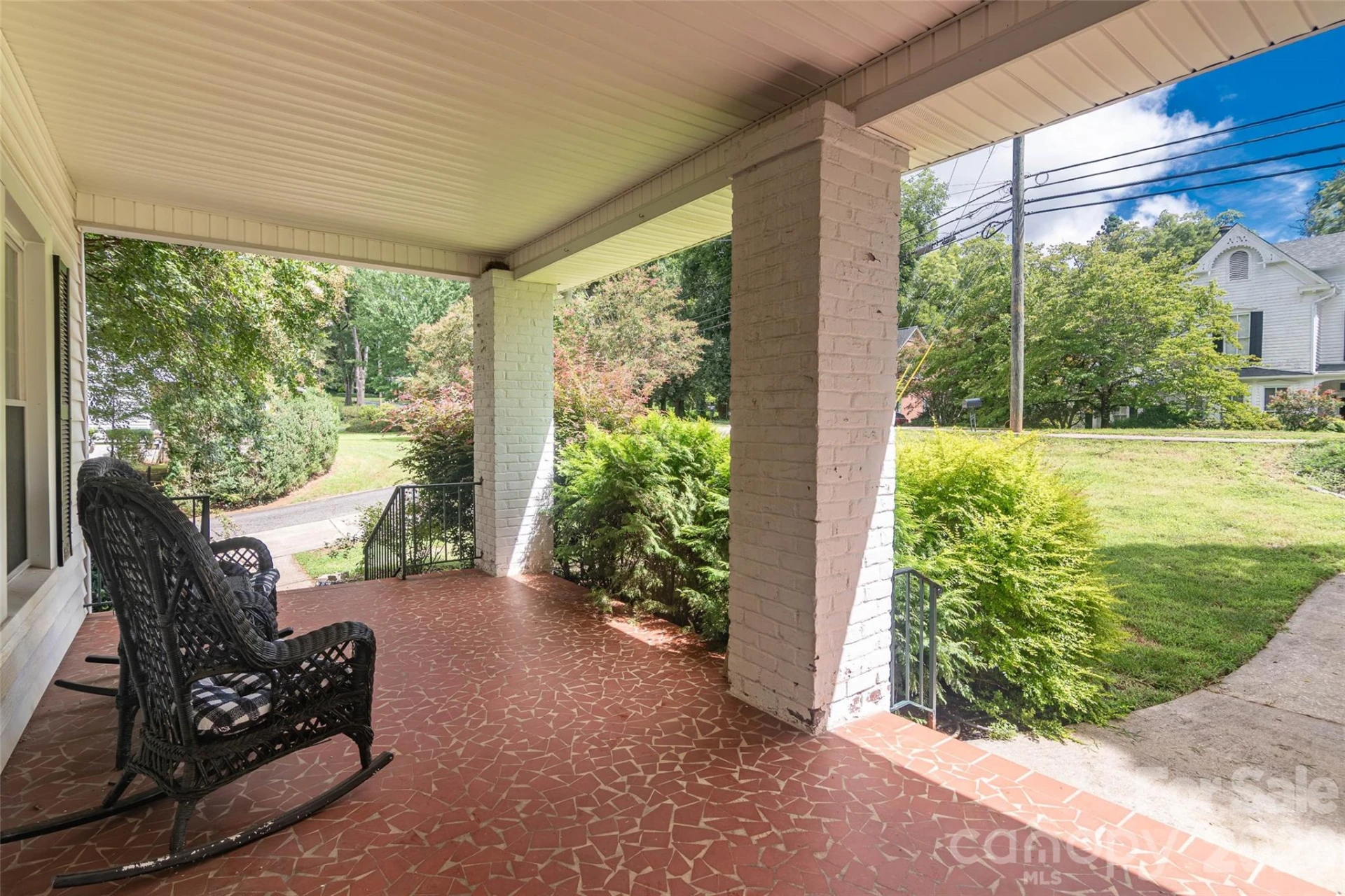 365 N Washington Street - Photo 2
