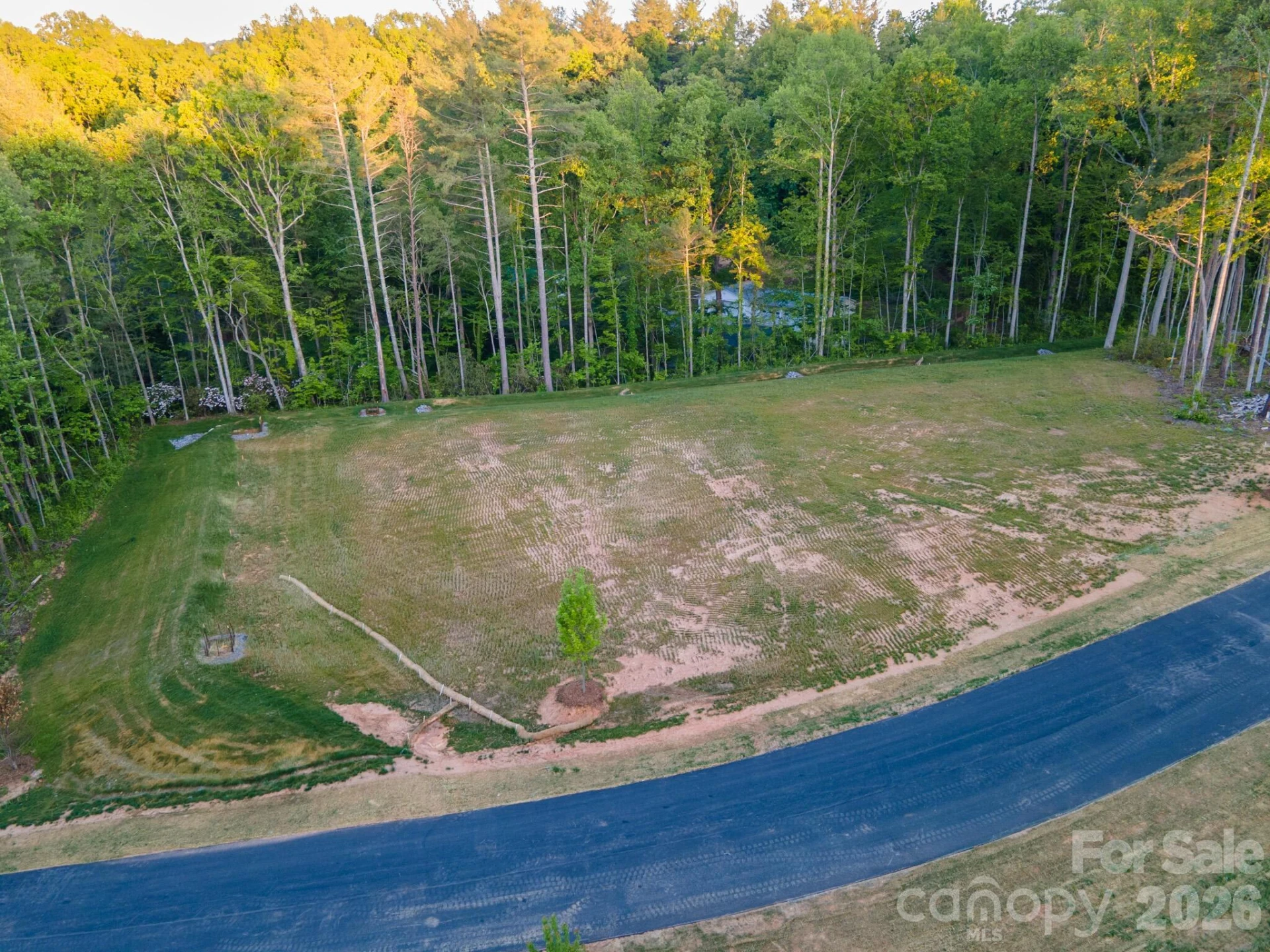416 Irvine Drive - Photo 3