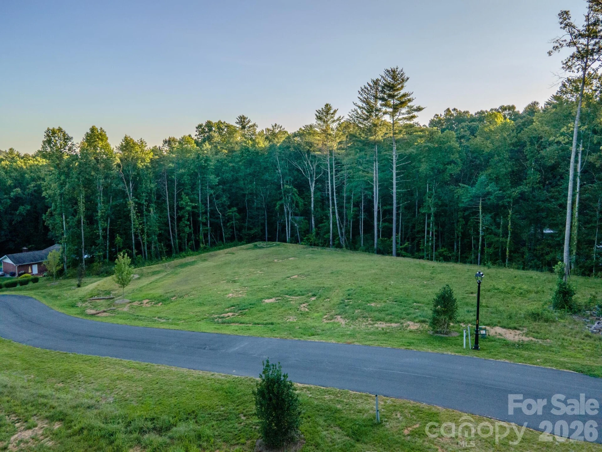416 Irvine Drive - Photo 5