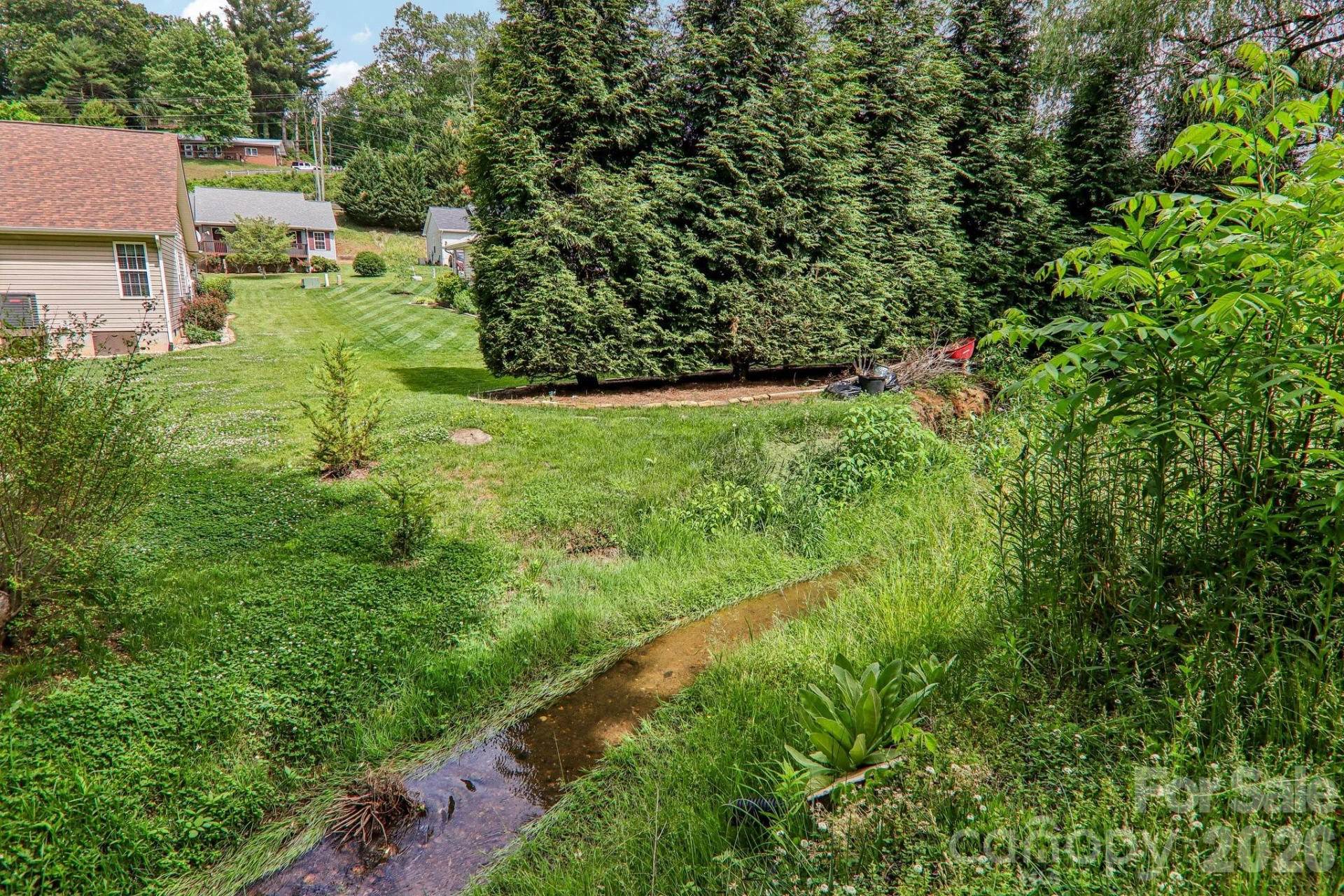19 Dot Street - Photo 27