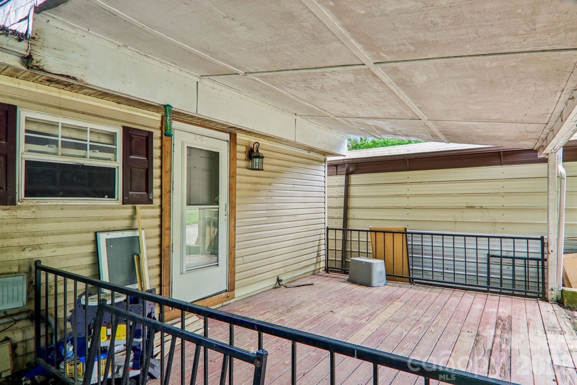 19 Dot Street - Photo 4