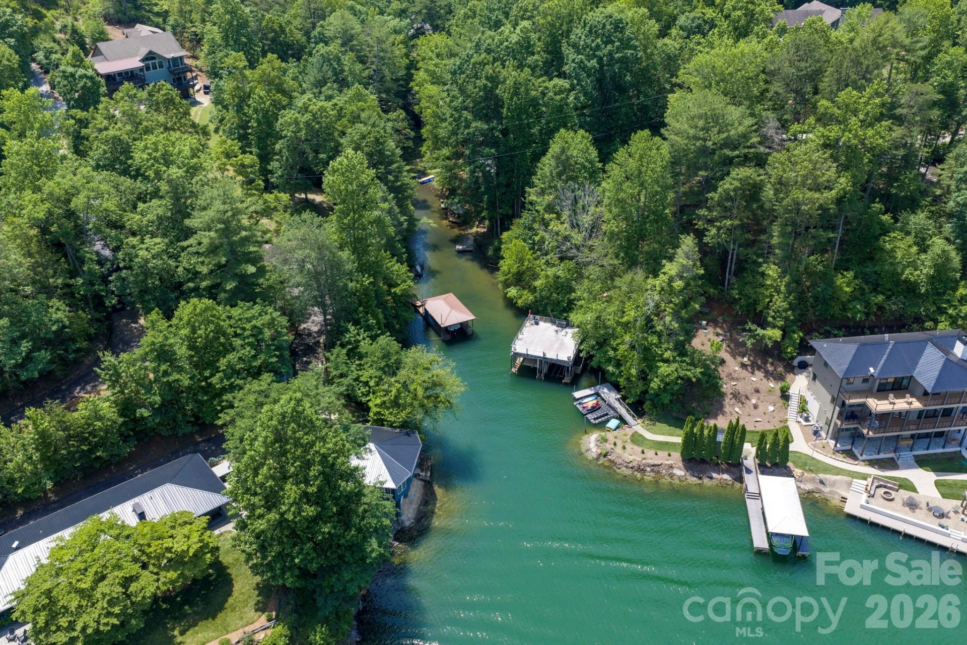 378 Dobson View Drive - Photo 4