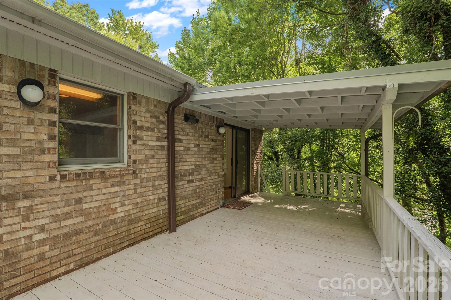 709 Forest Ridge Drive - Photo 10