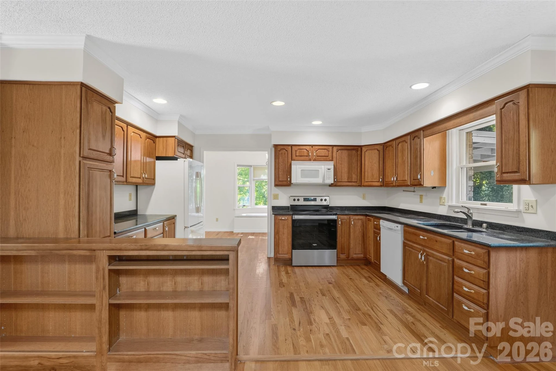 709 Forest Ridge Drive - Photo 13