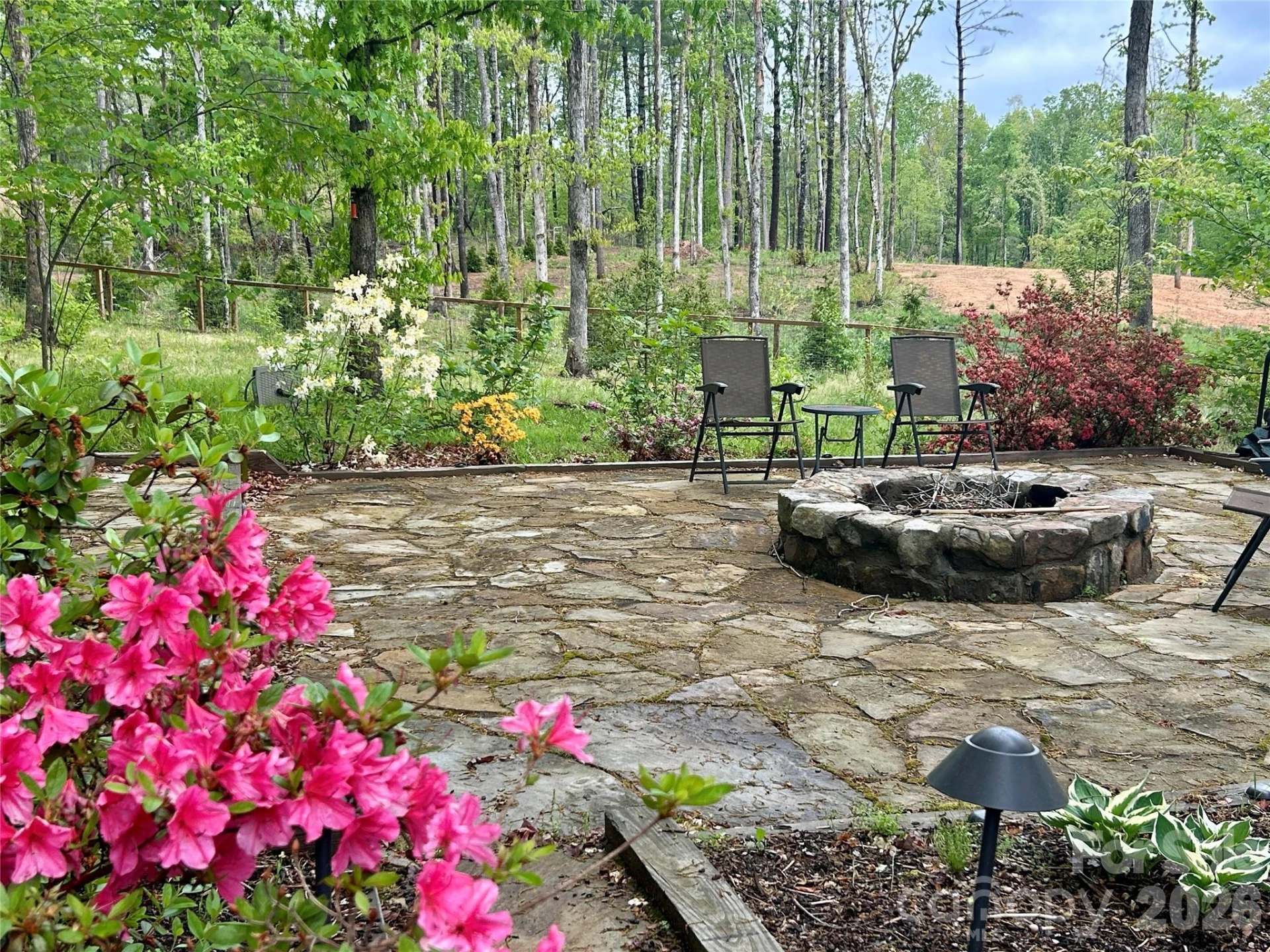 22 Timberleaf Drive - Photo 3