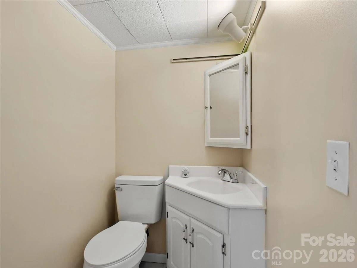 140 Locust Grove Road - Photo 16