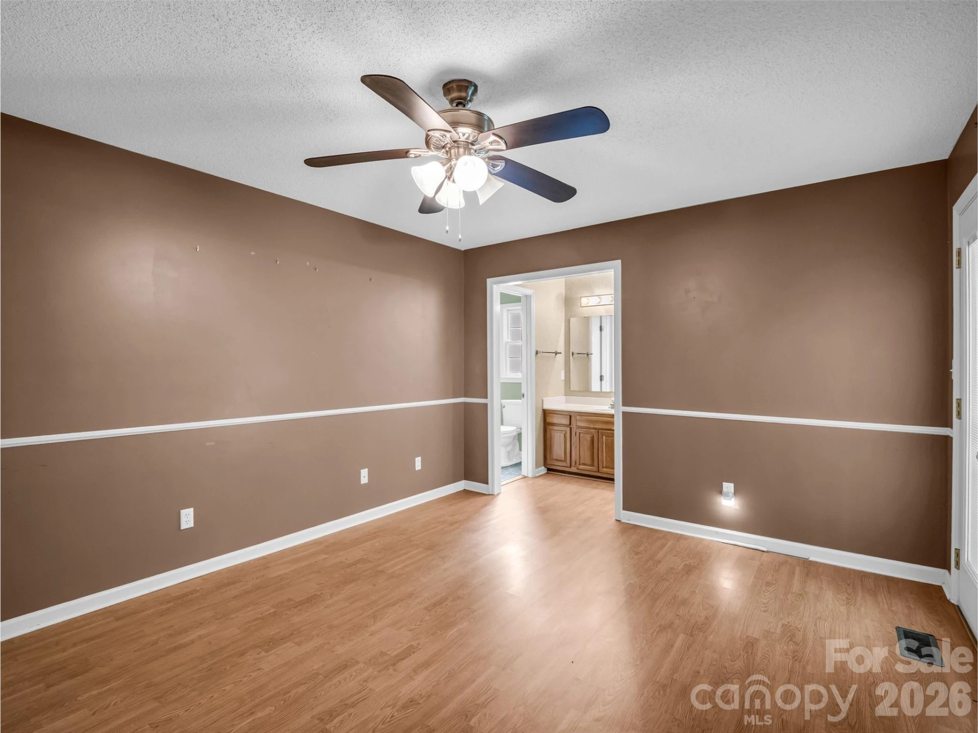 606 Woodberry Court - Photo 37