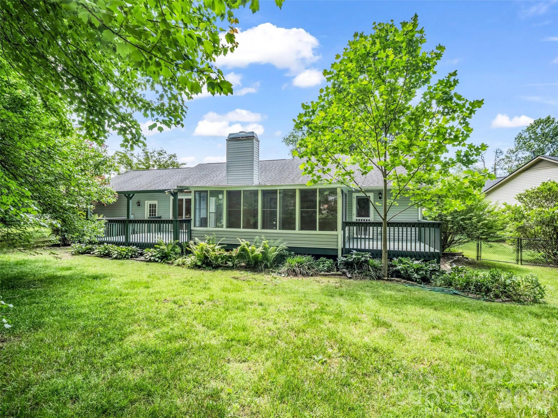606 Woodberry Court - Photo 7