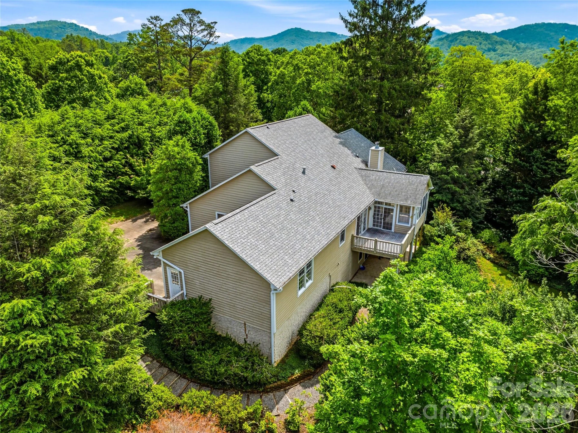 250 Midland Drive - Photo 41