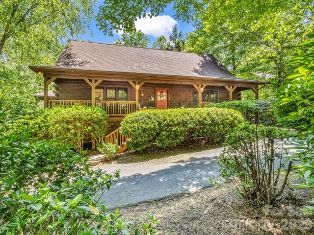 136 Dalton Court, Lake Lure, NC, 28746