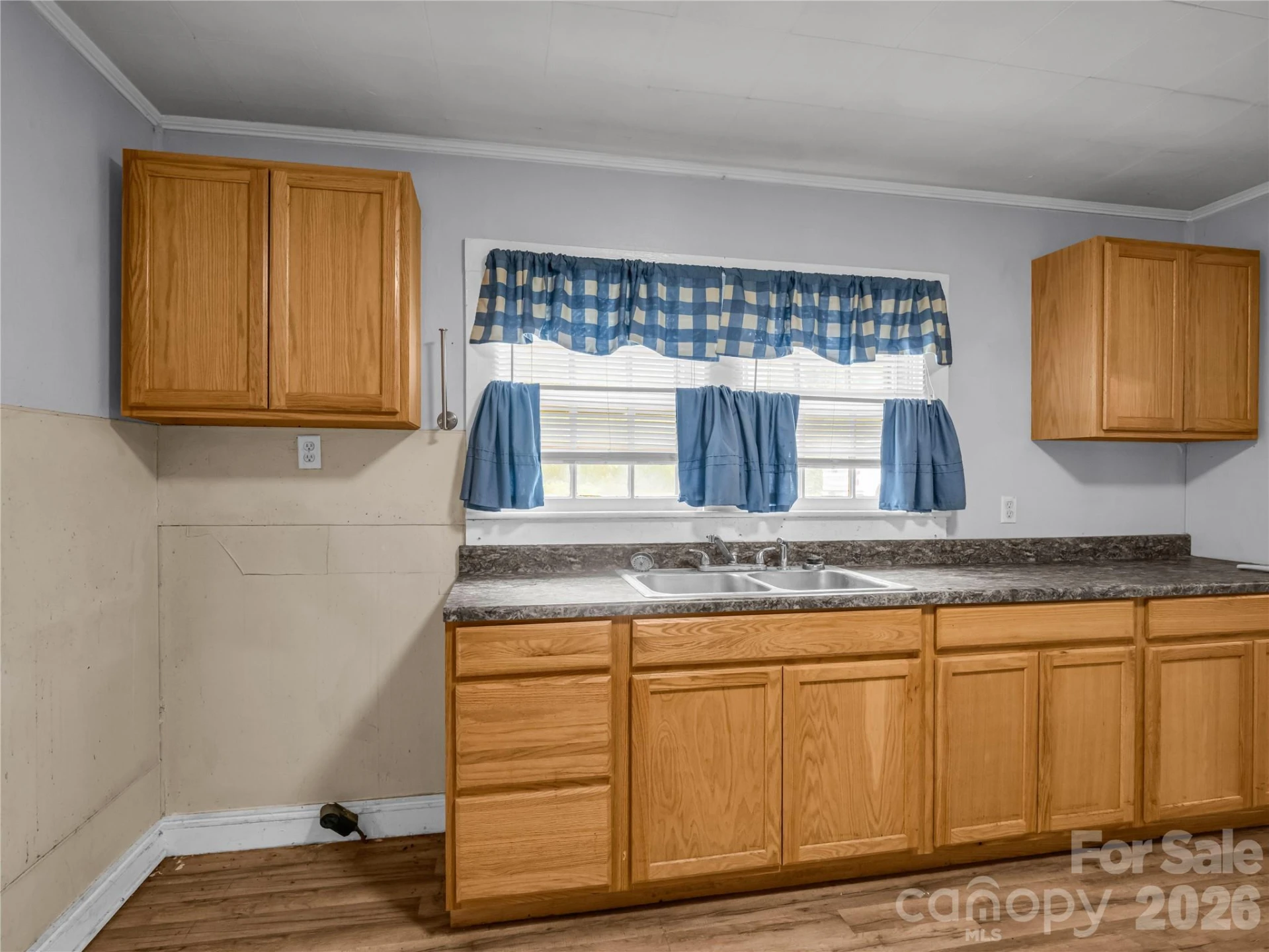 203 California Street - Photo 11