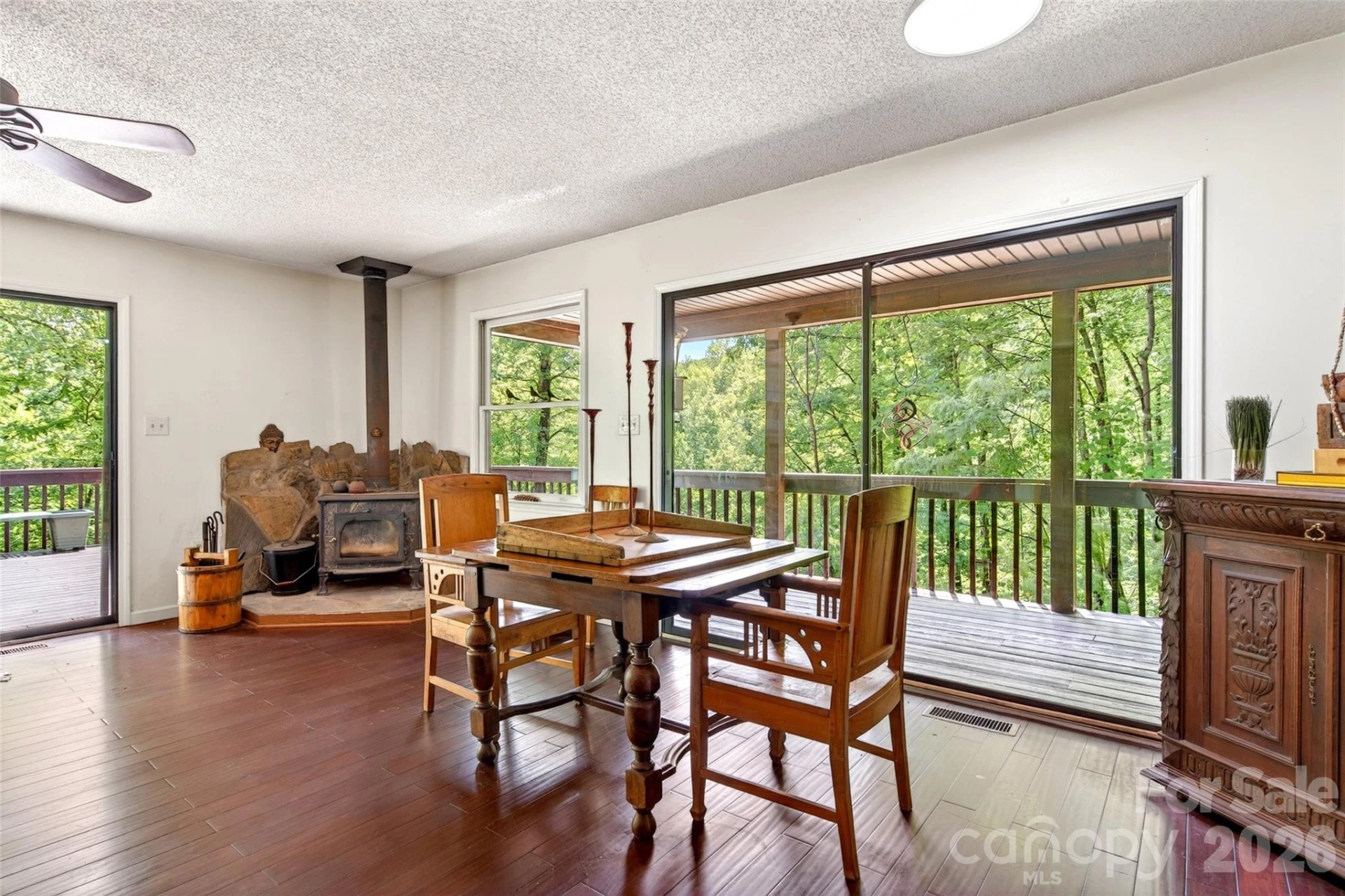 1828 McKenzie Way - Photo 11