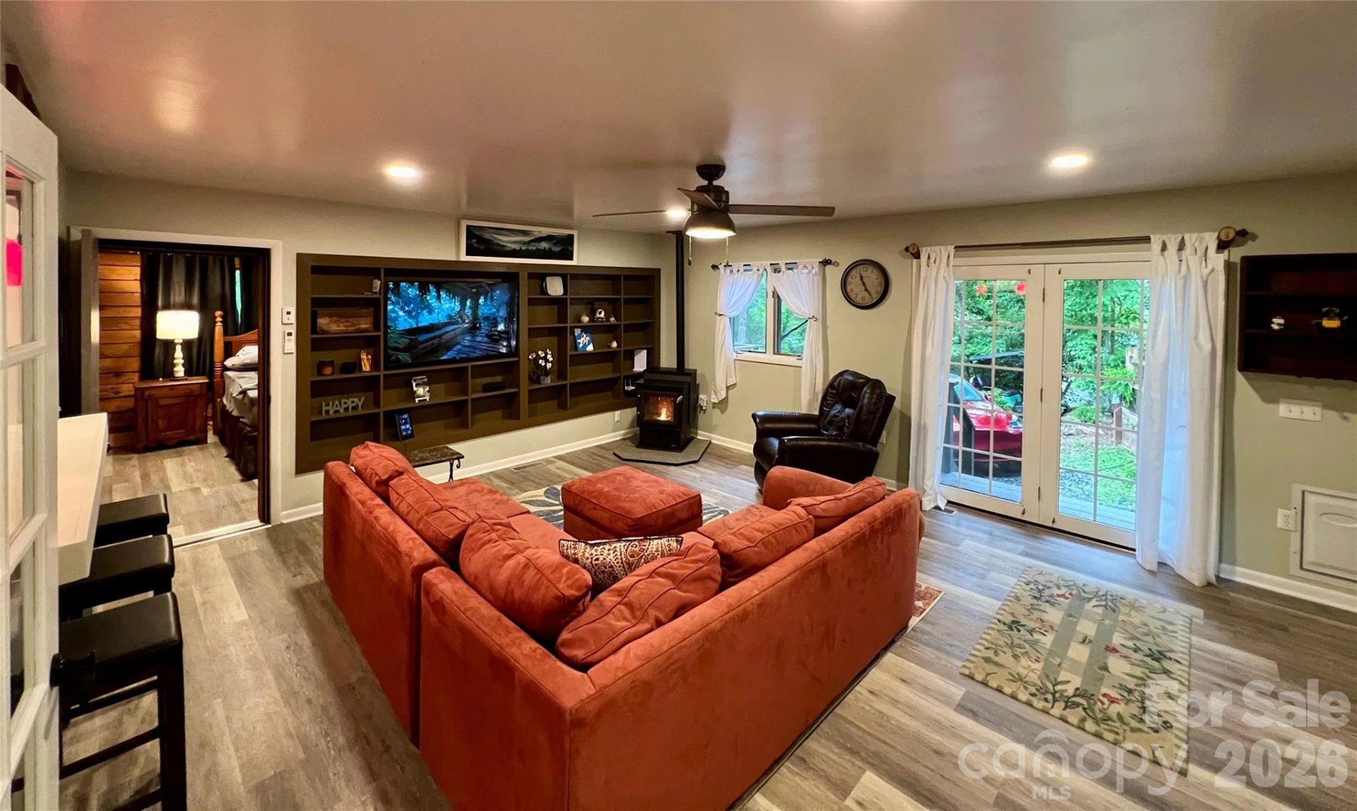 384 Bear Cub Drive - Photo 2