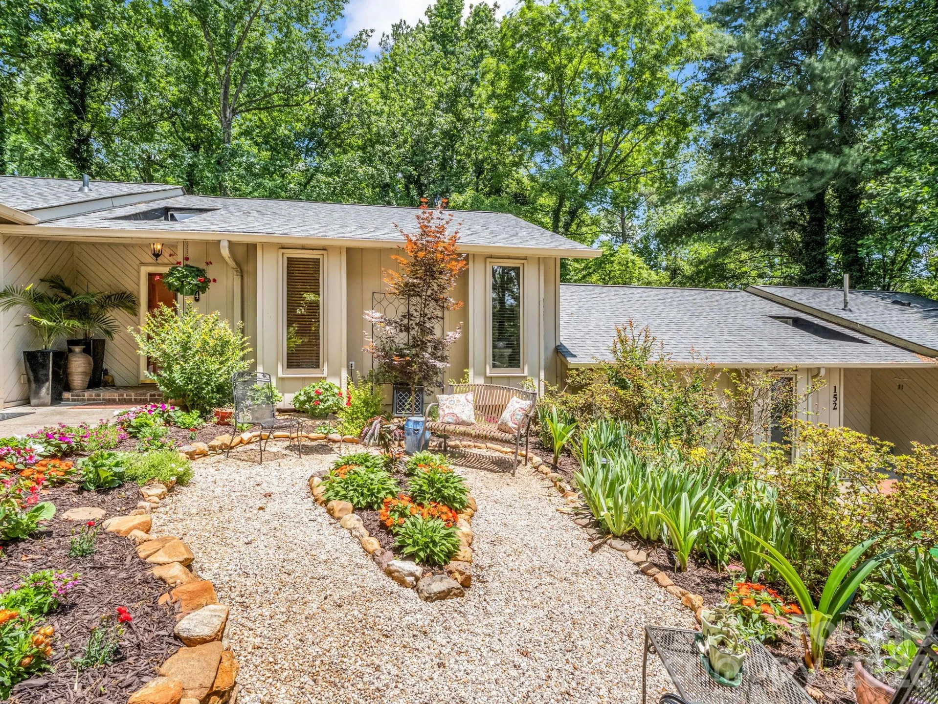 154 Fairlane Road - Photo 3