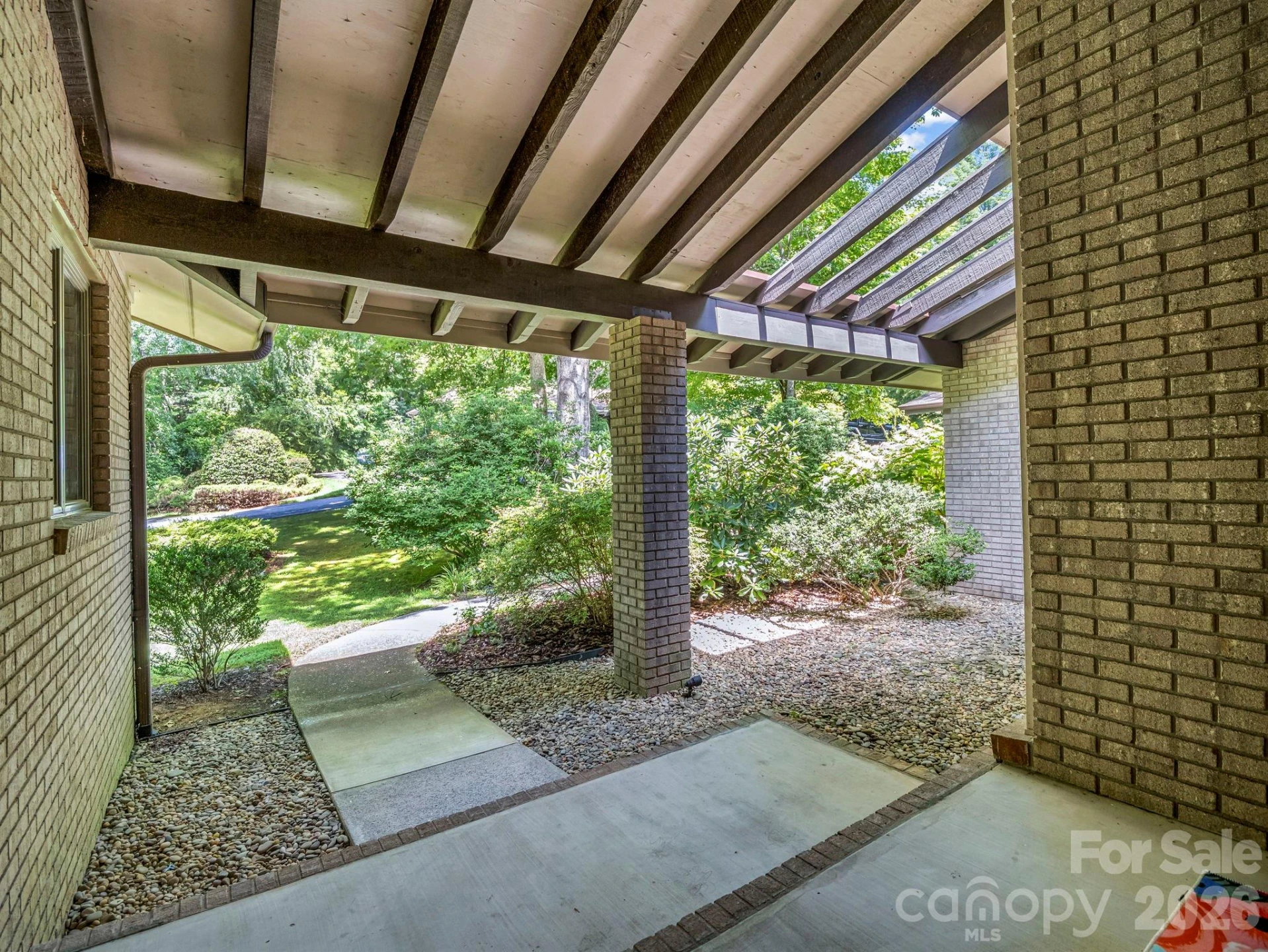 115 Woodhaven Drive - Photo 4