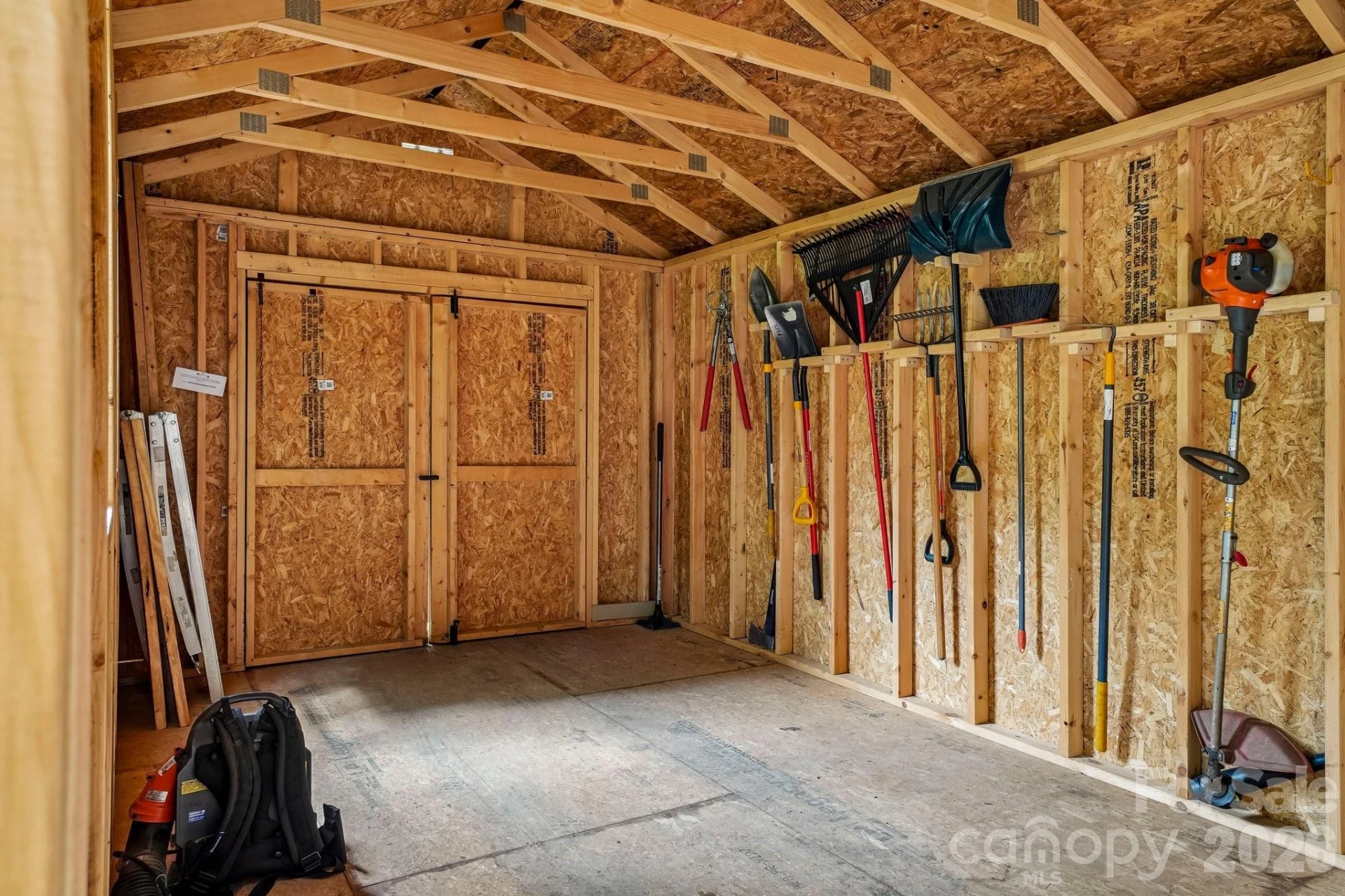 3229 Bearwallow Road - Photo 35
