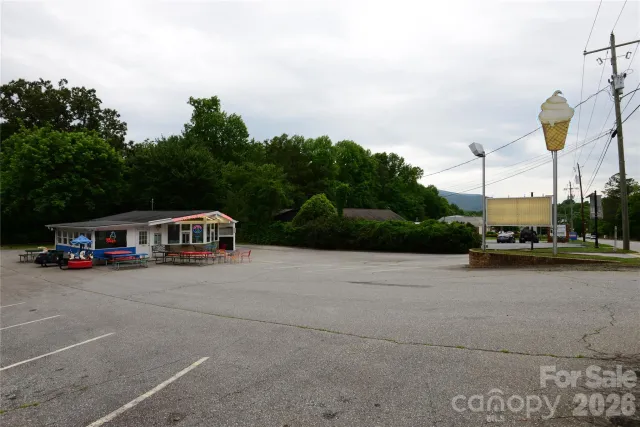 405 State Street, Black Mountain, NC, 28711