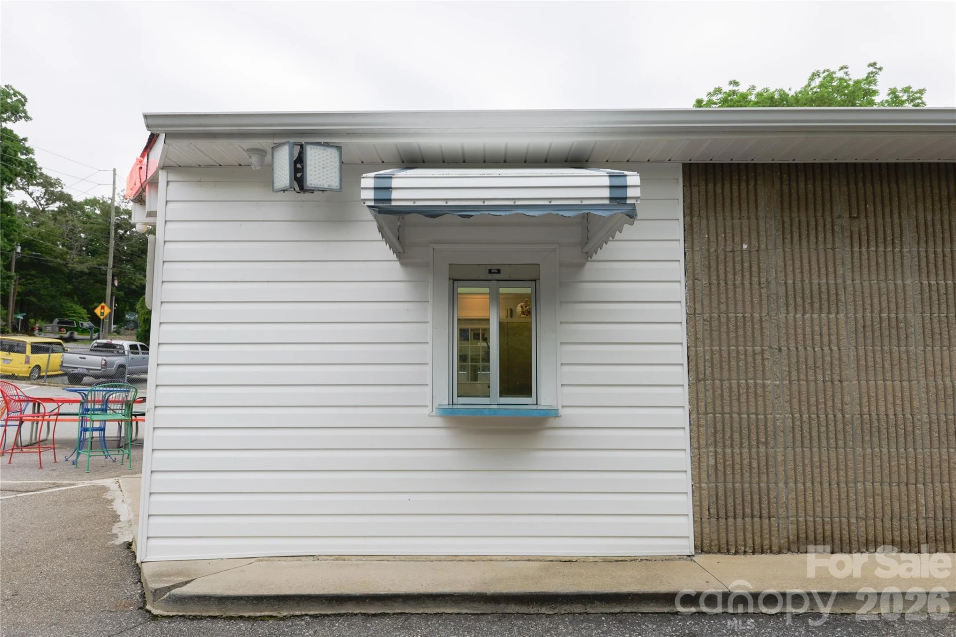 405 State Street - Photo 10