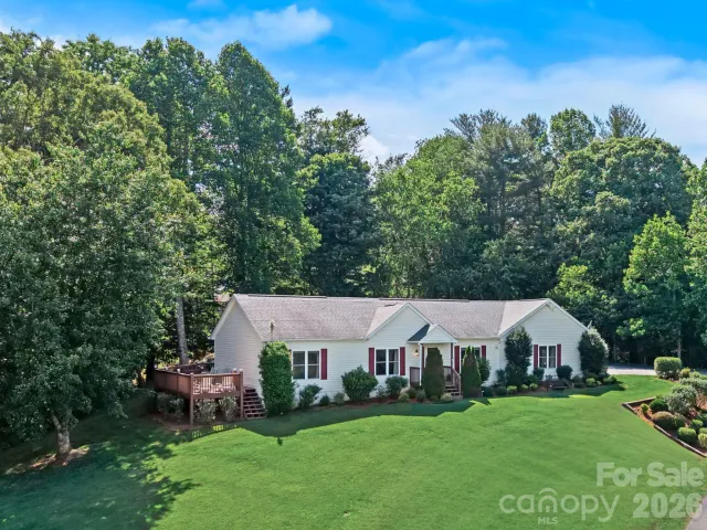 56 Gudger Road, Leicester, NC, 28748