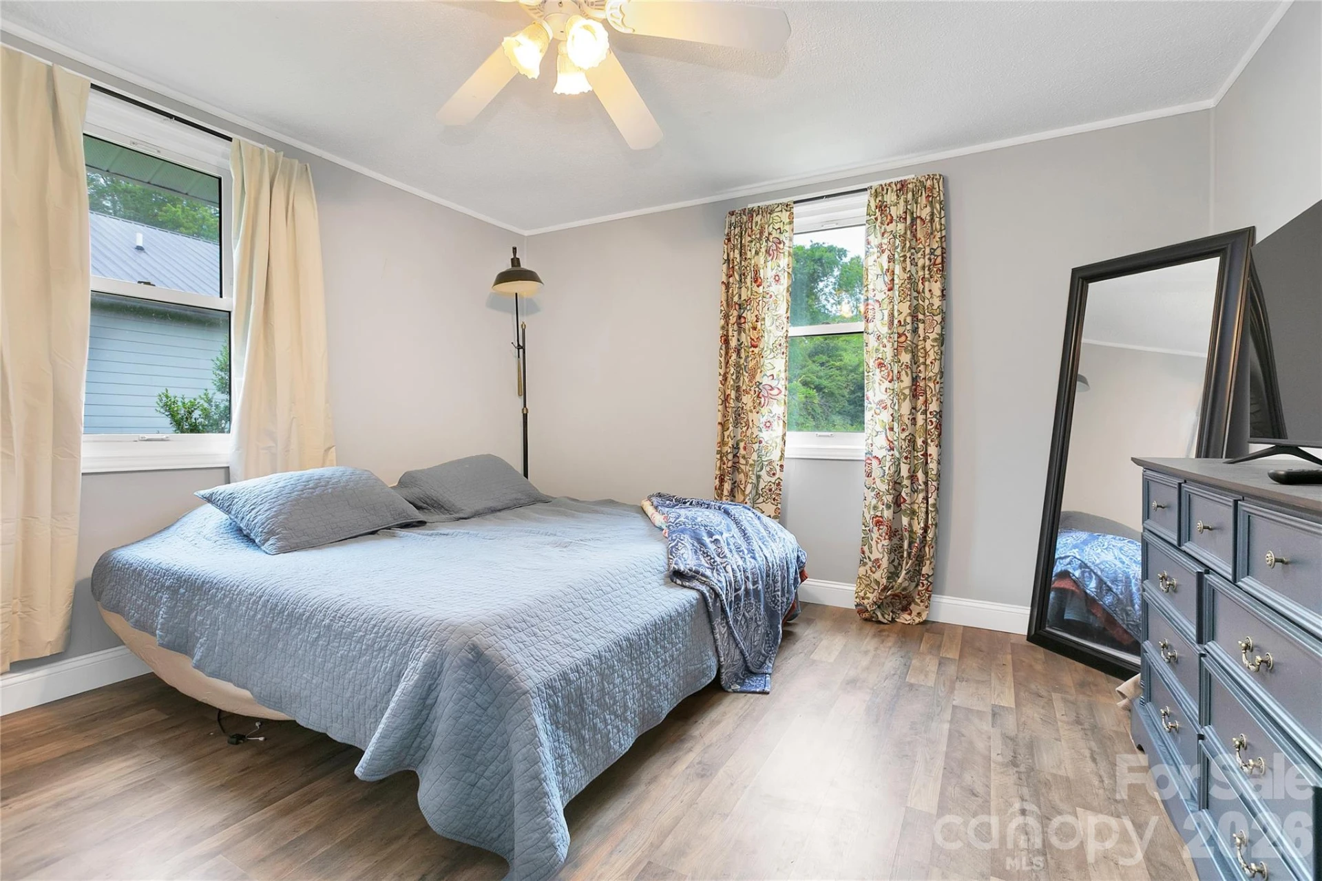 154 Burrell Avenue - Photo 16