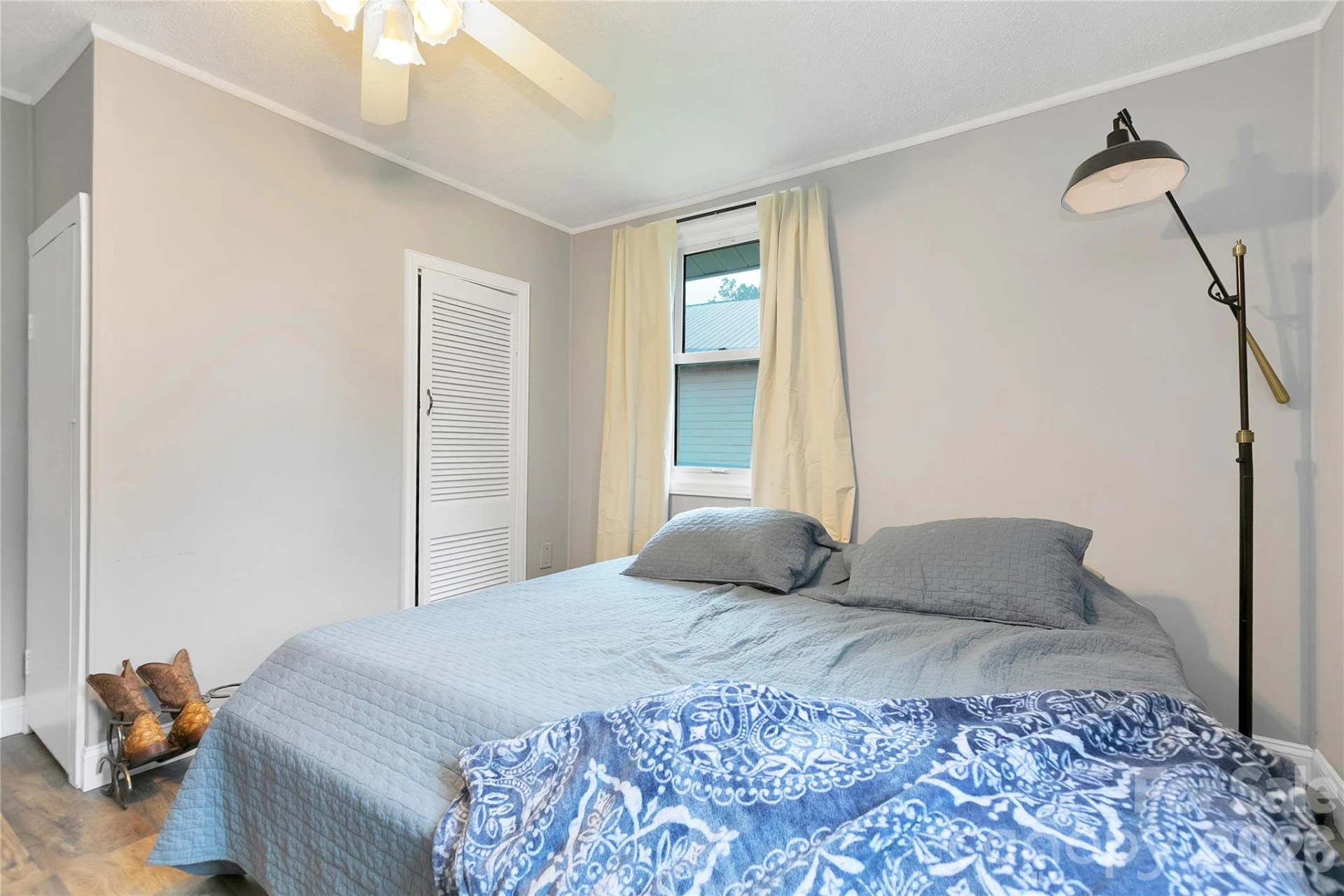 154 Burrell Avenue - Photo 17