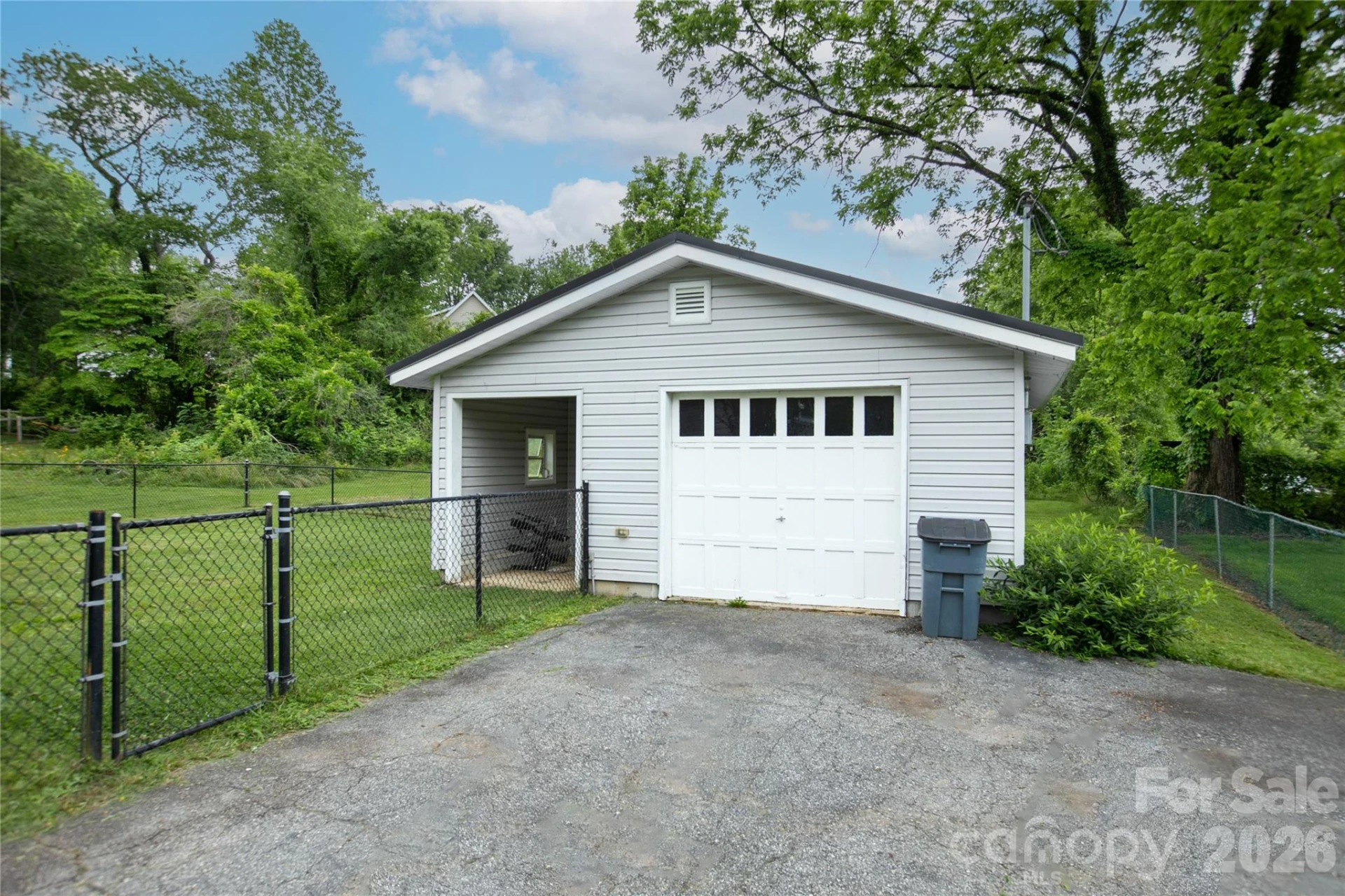 154 Burrell Avenue - Photo 22
