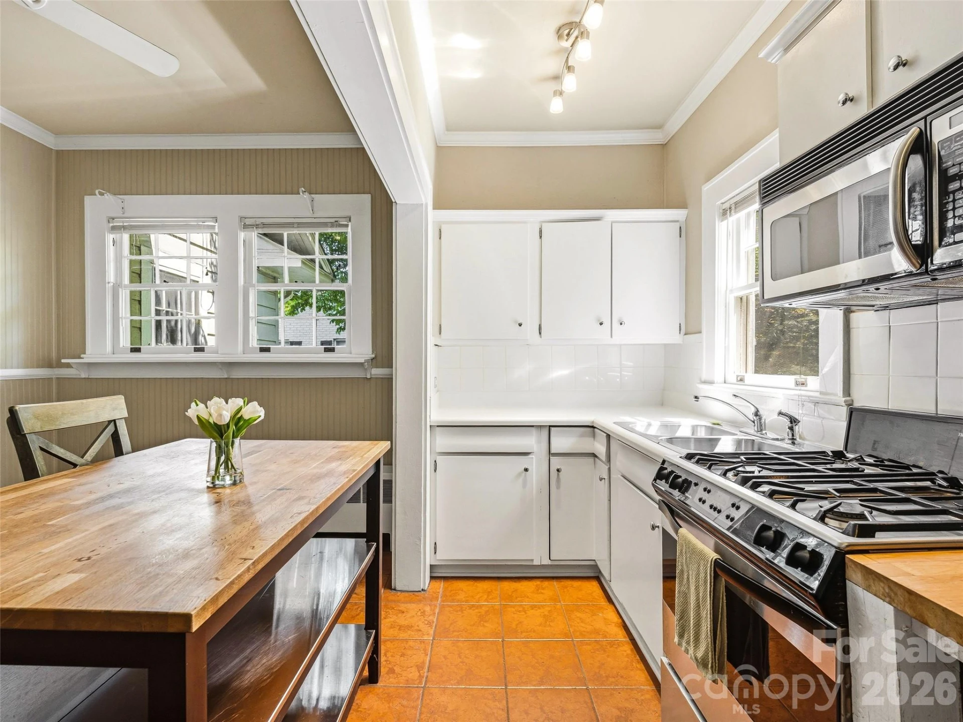1214 Oakland Street - Photo 16