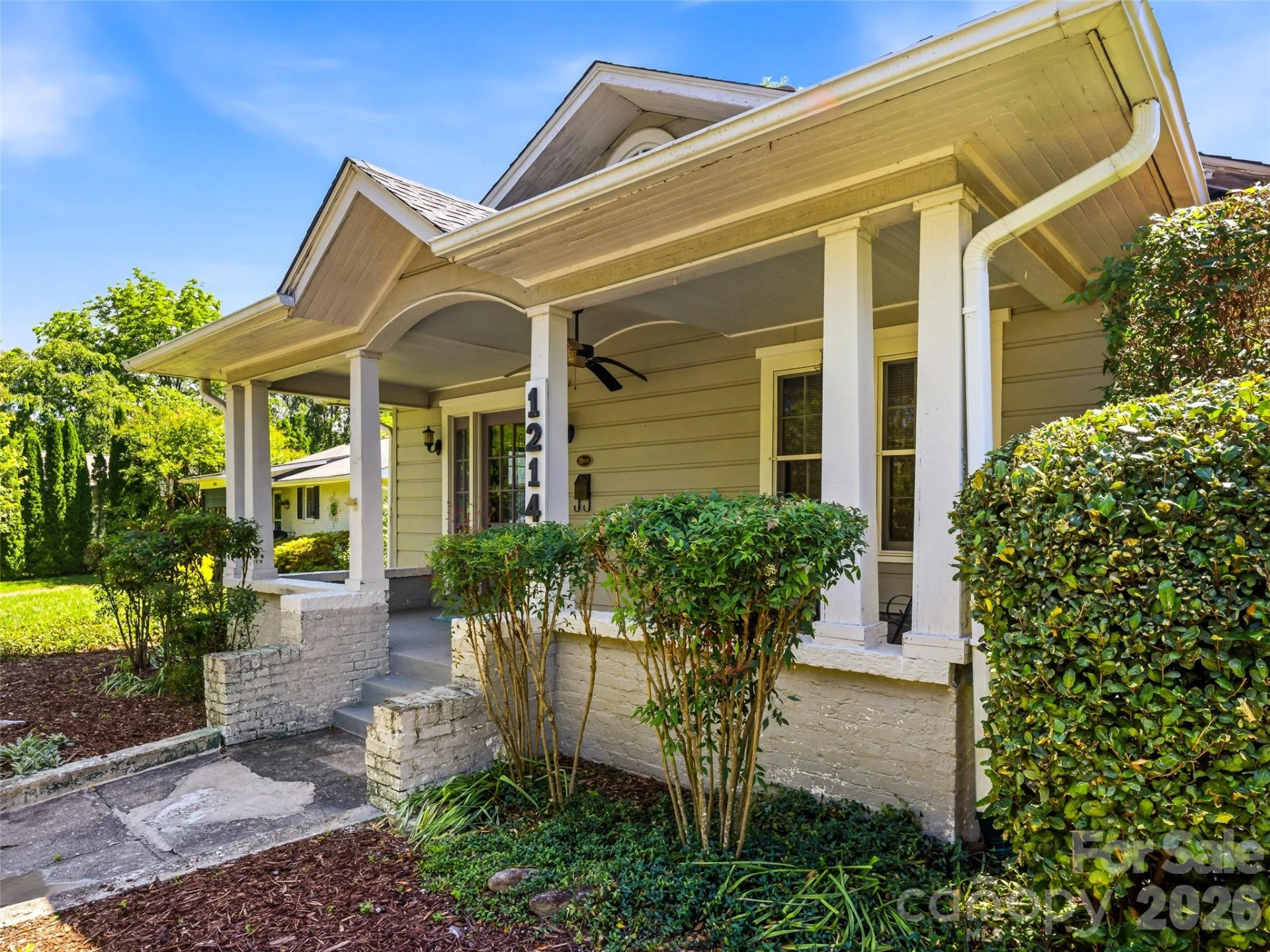 1214 Oakland Street - Photo 4