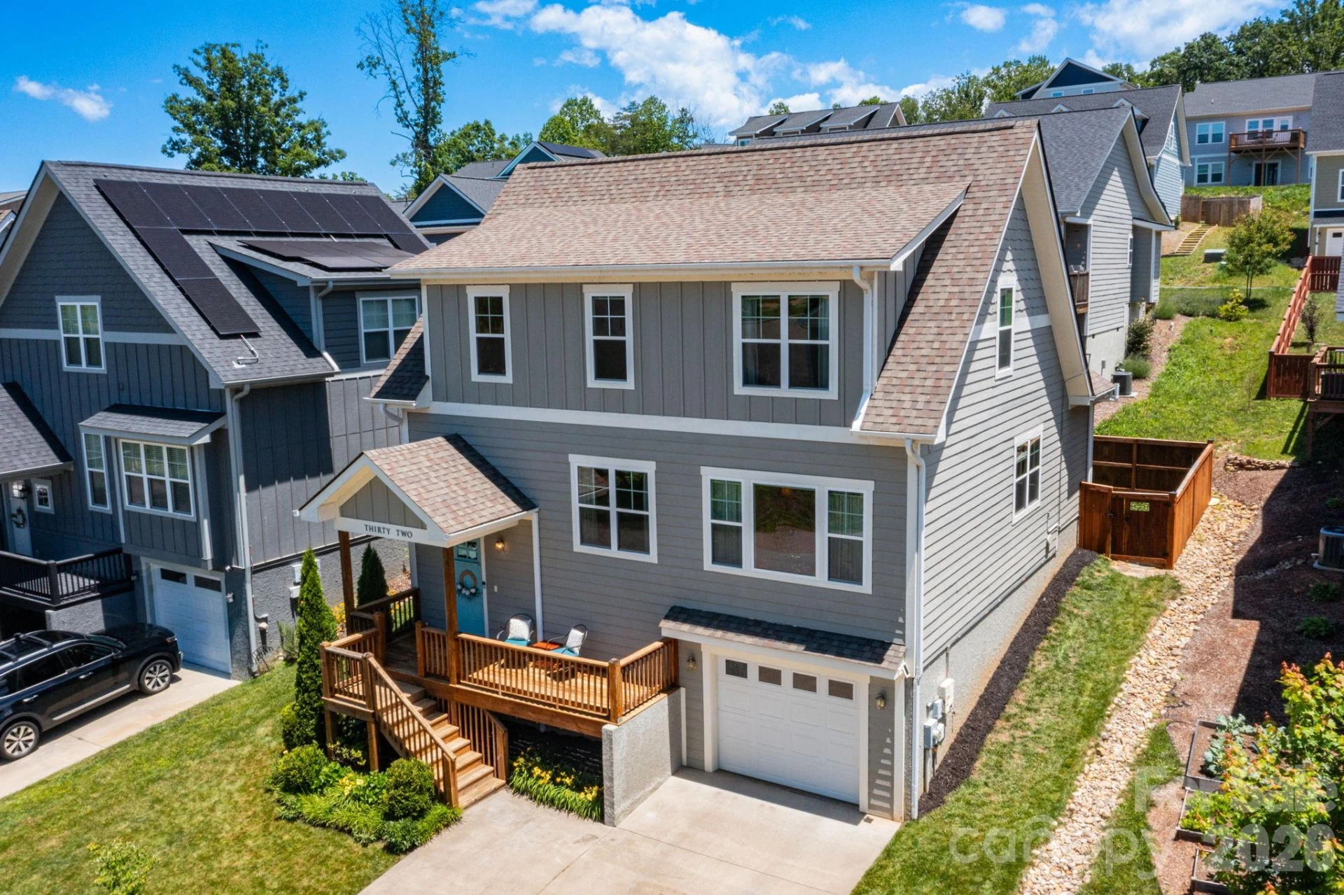 32 Greenwood Fields Drive - Photo 2
