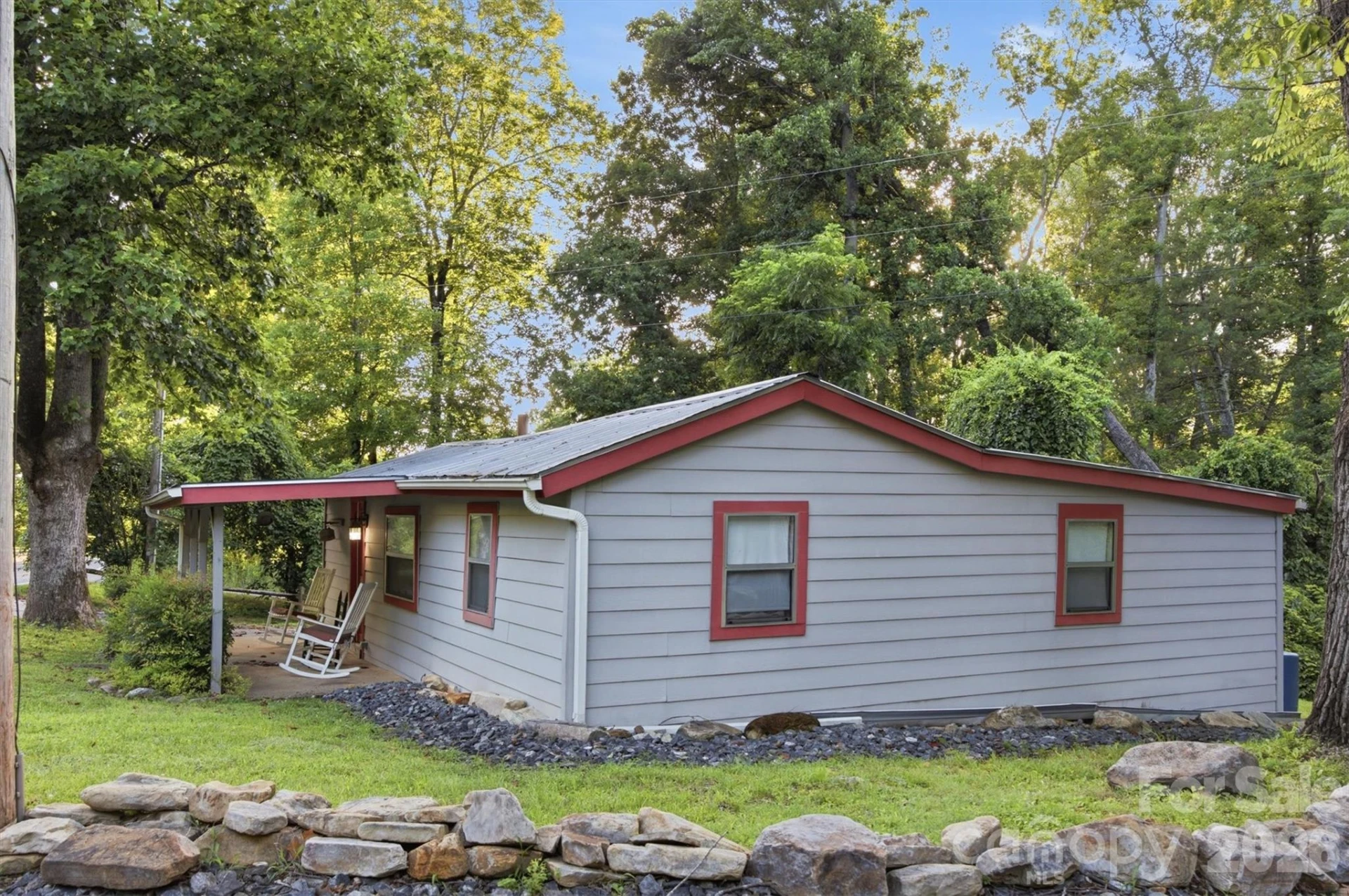 5513 Old Linville Road - Photo 34