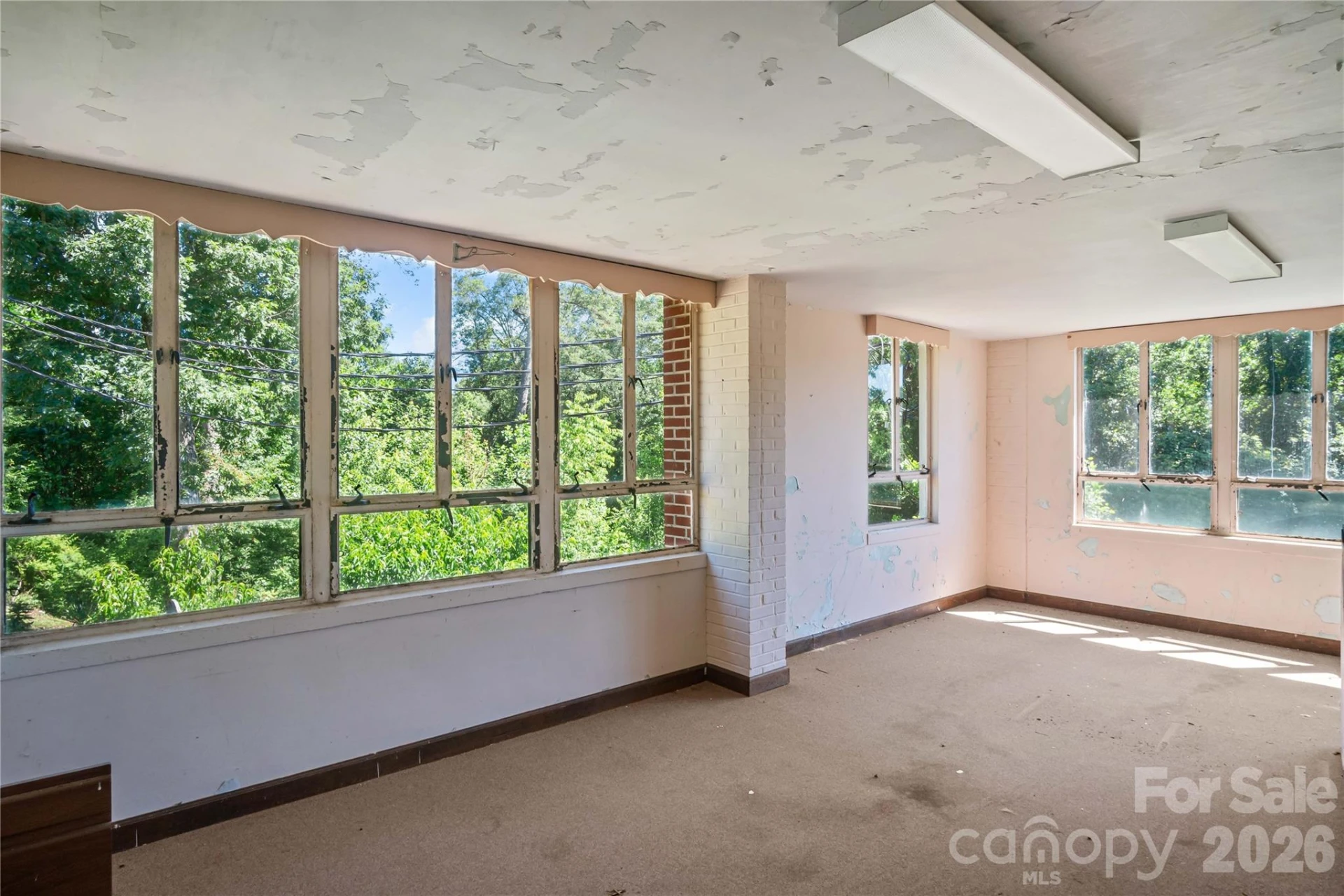 330 Carolina Drive - Photo 16