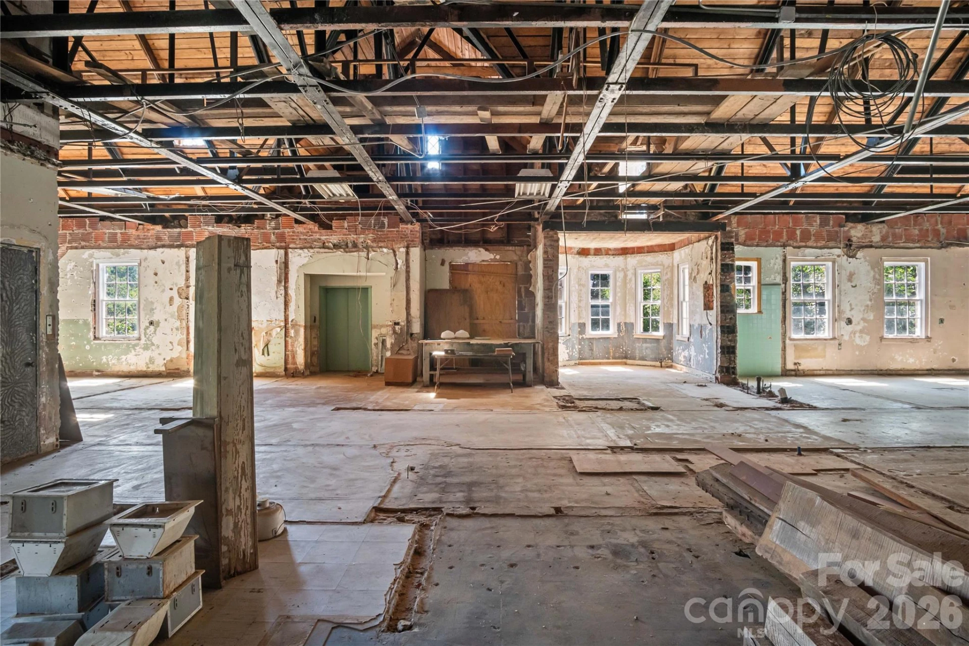 330 Carolina Drive - Photo 10