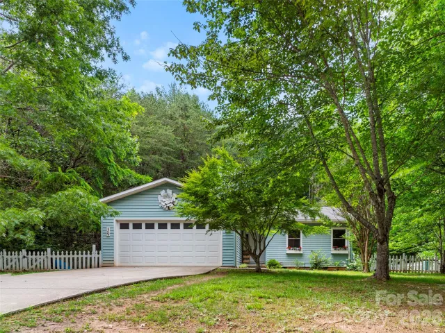 39 Rocking Porch Lane, Asheville, NC, 28805