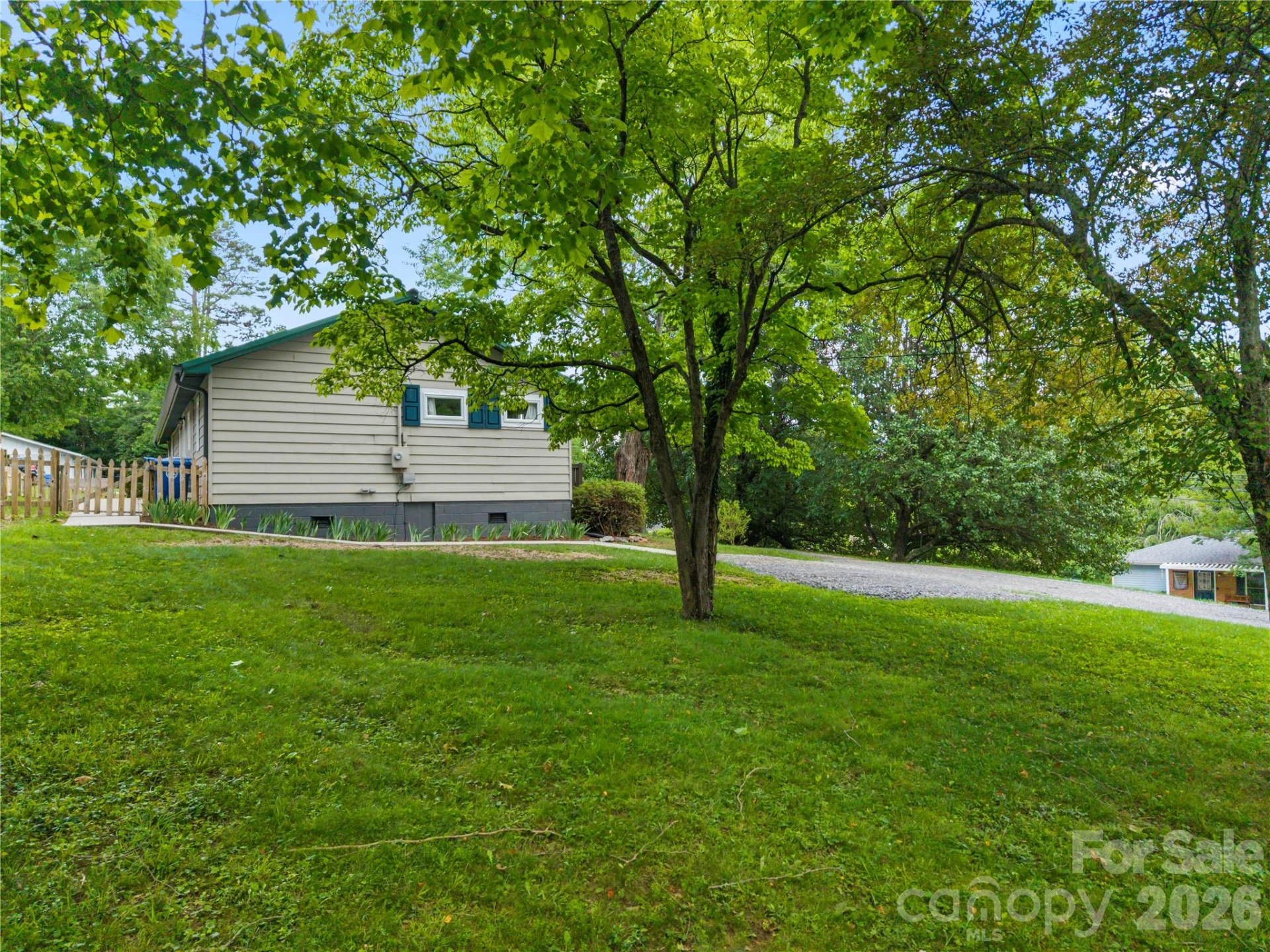 589 Sand Hill Road - Photo 22