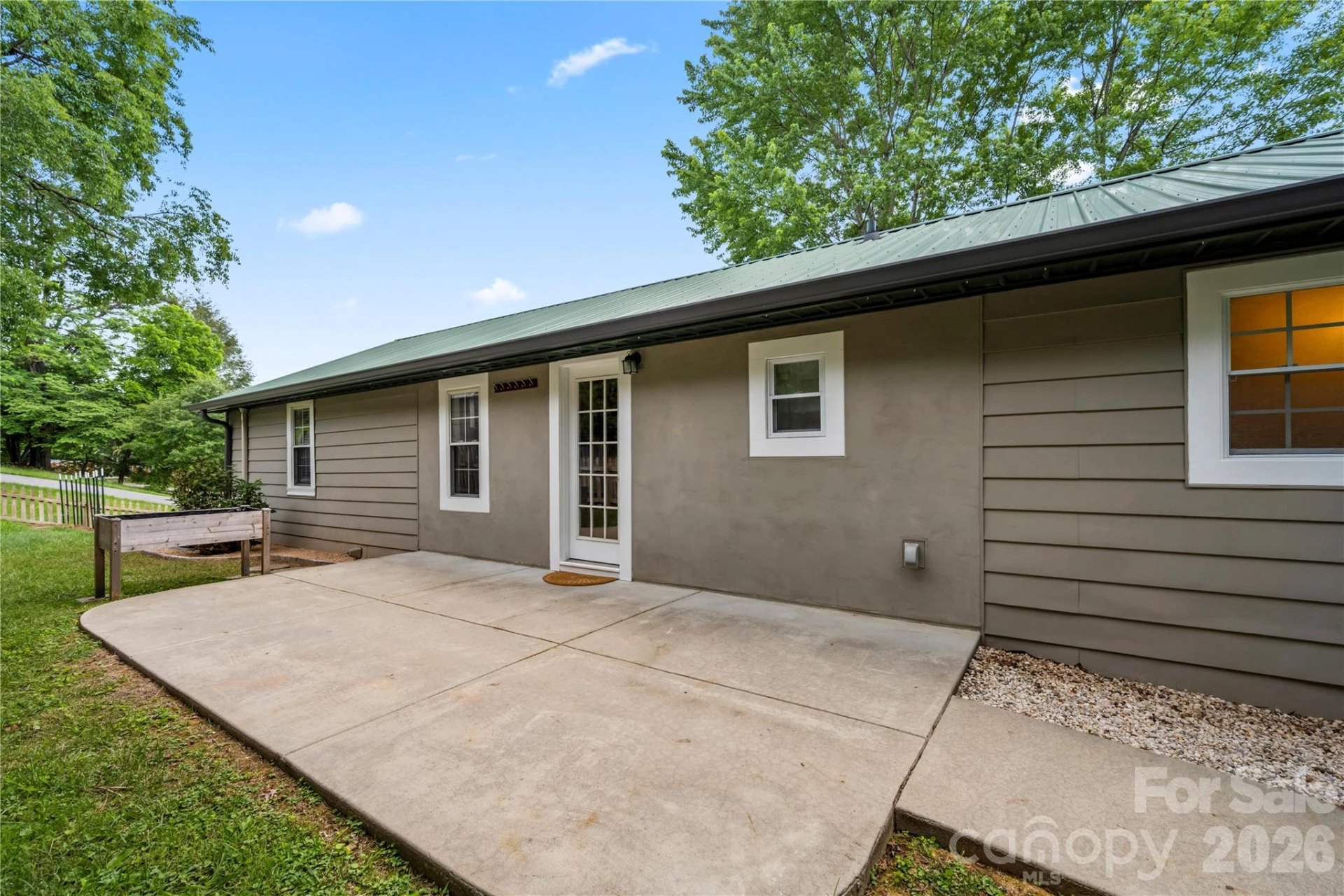 589 Sand Hill Road - Photo 24