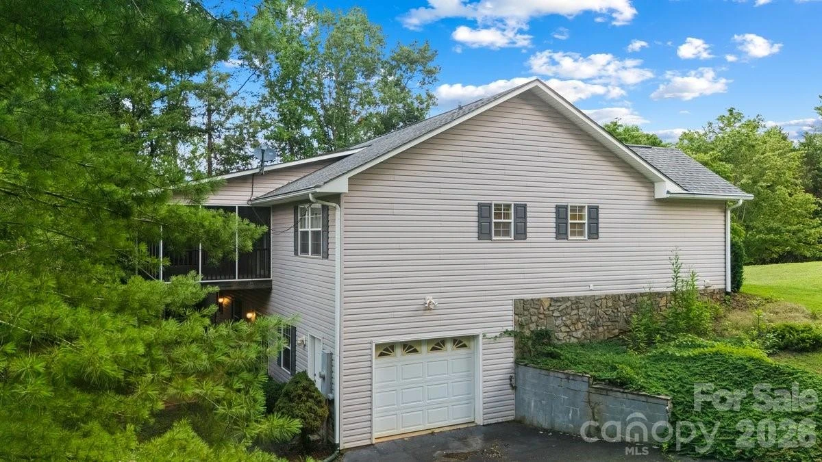 27 Red Maple Drive - Photo 8