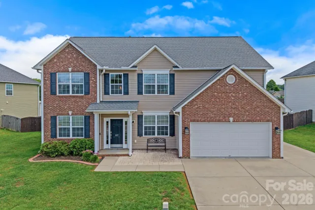 227 Roanoke Road, Fletcher, NC, 28732